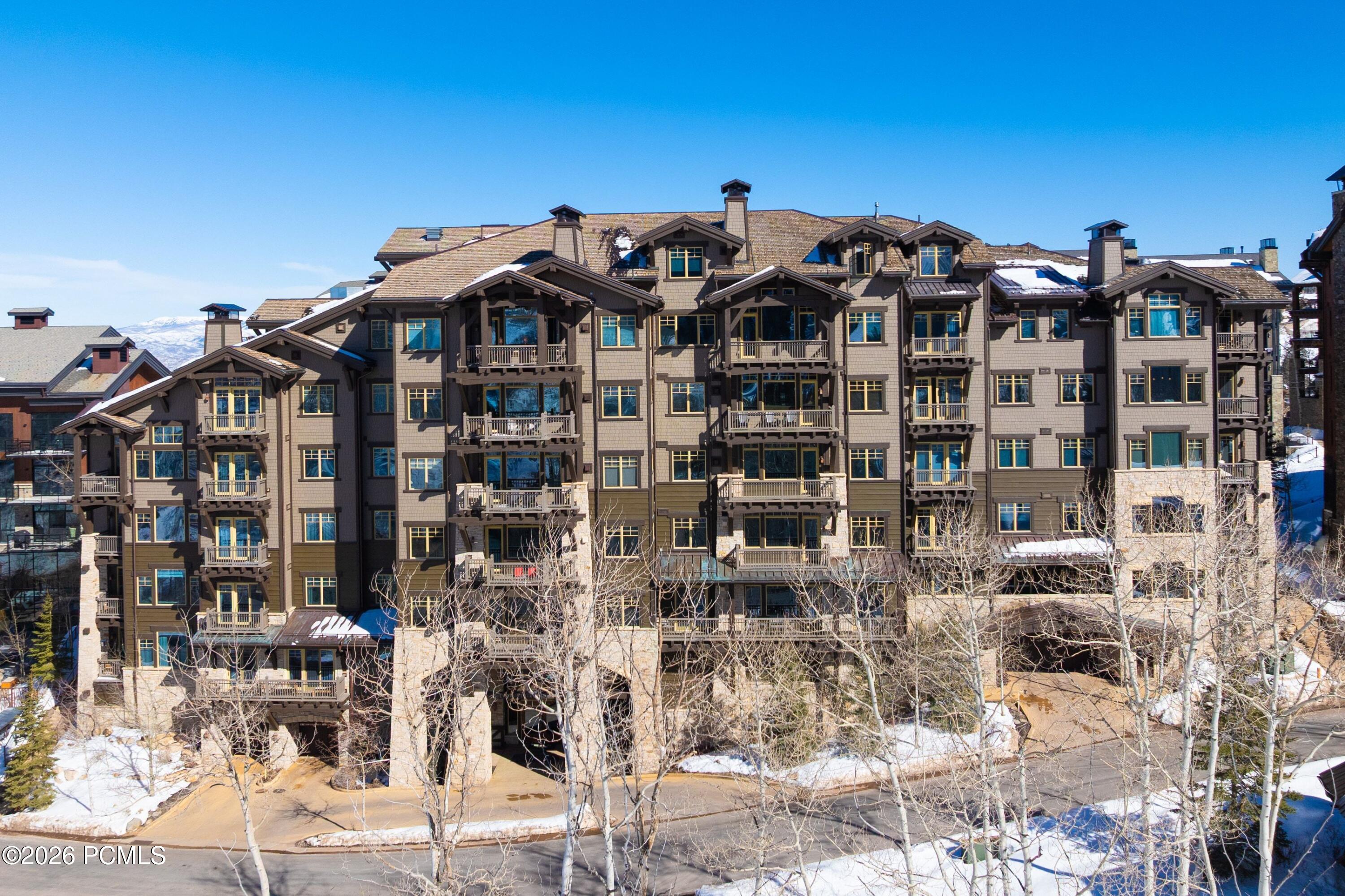 8902 Empire Club Drive 707