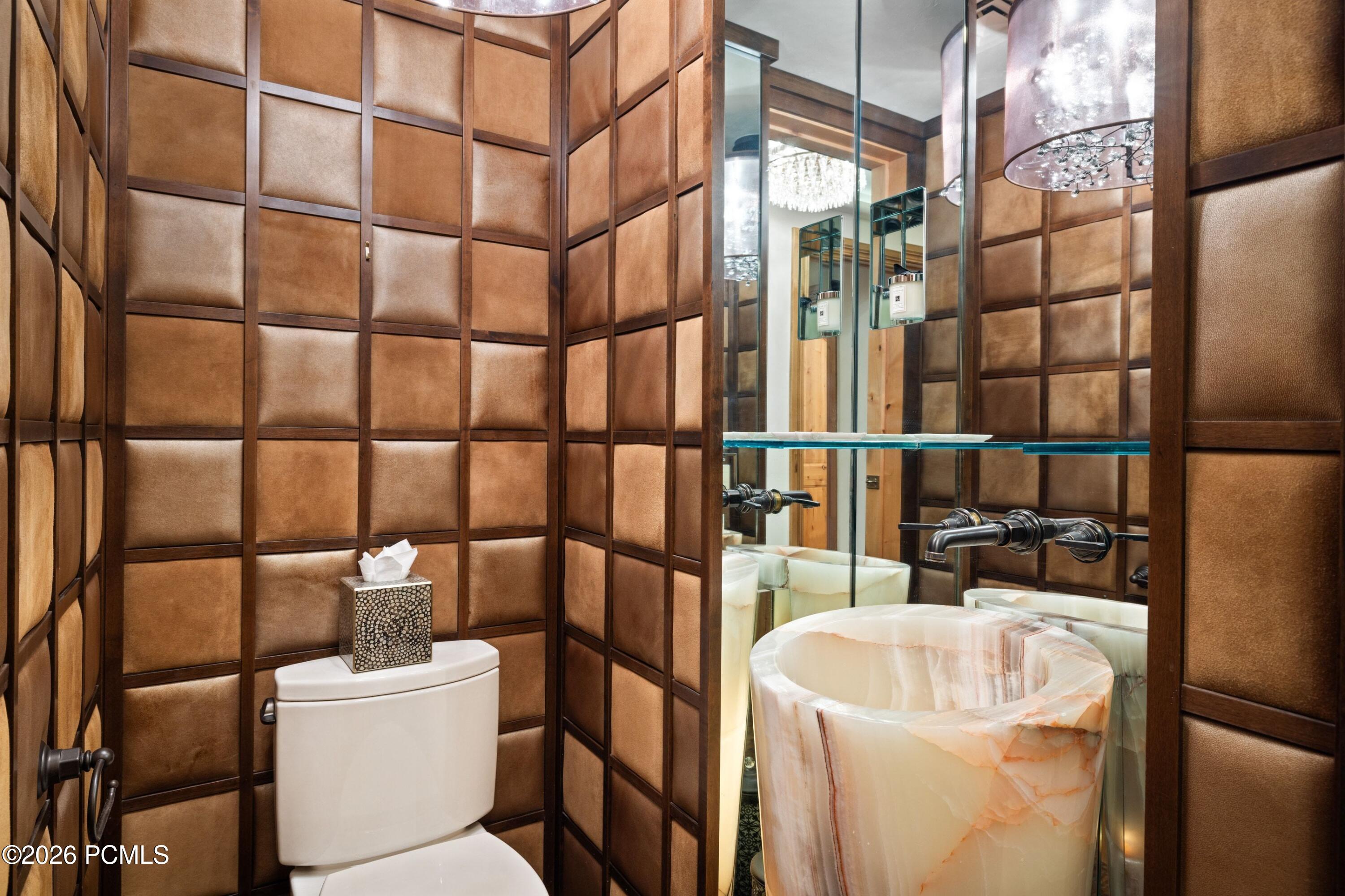 8902 Empire Club Drive 707