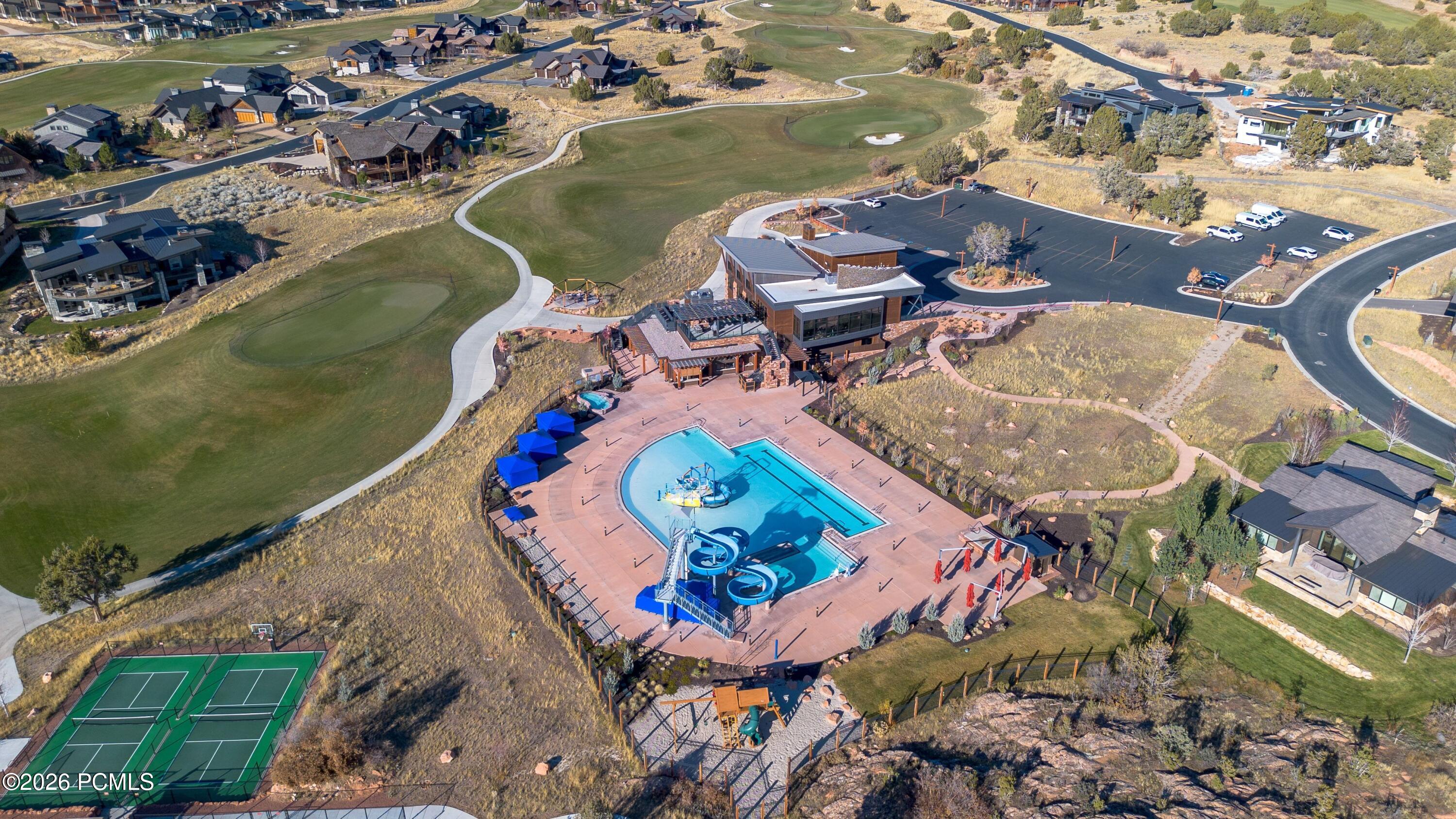 2083 E Upper Lookout Knoll Circle