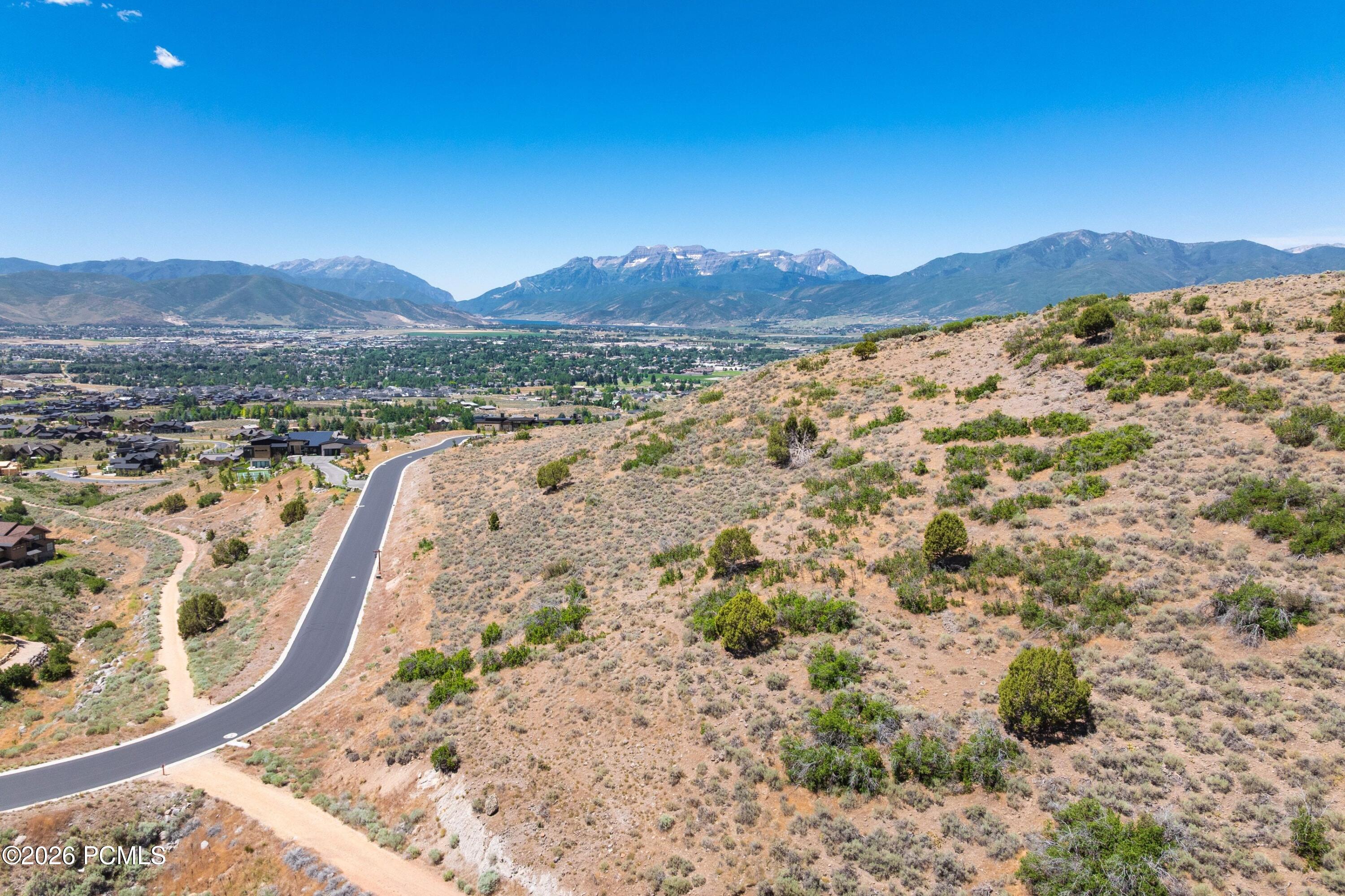 2083 E Upper Lookout Knoll Circle