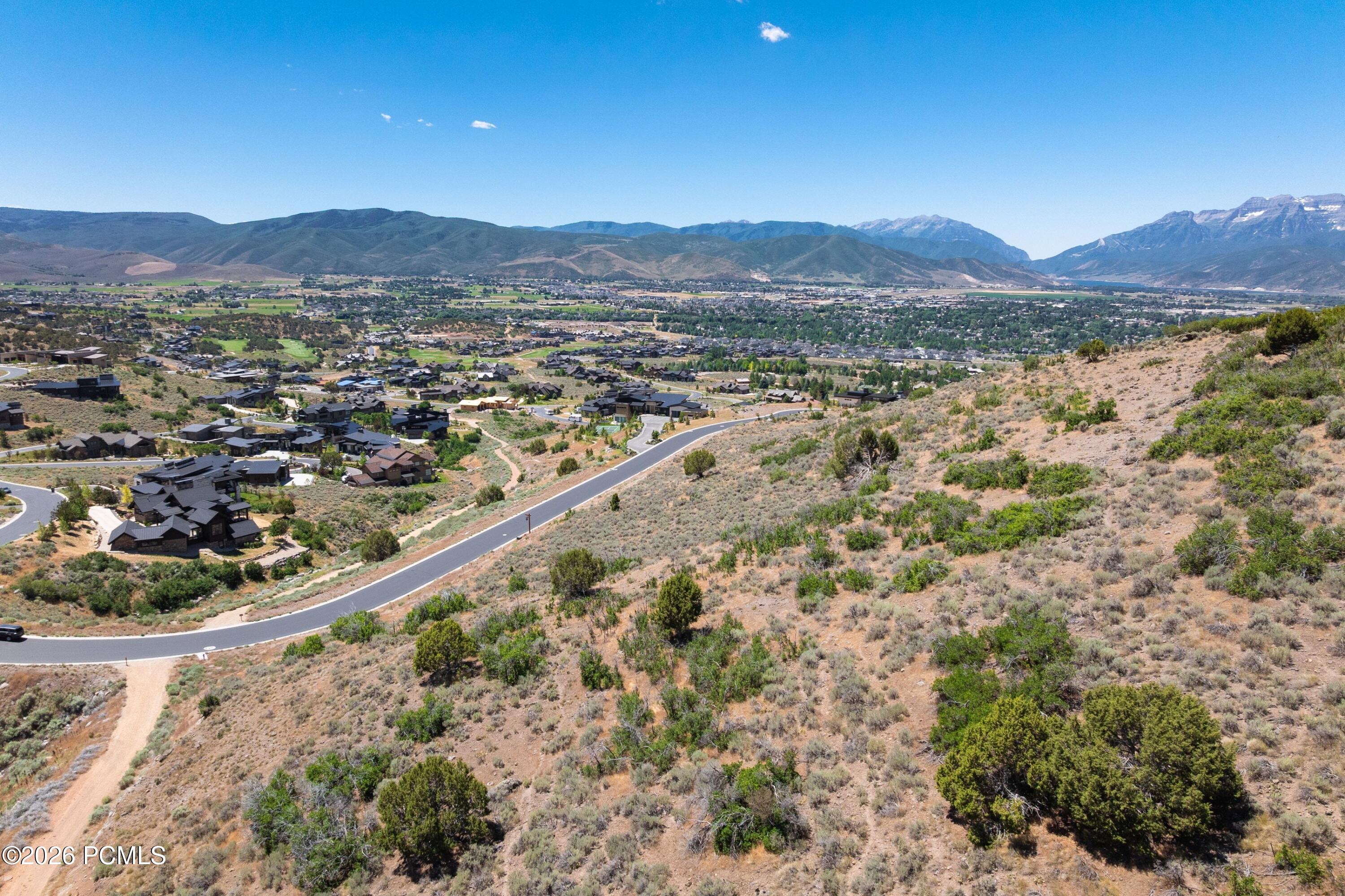 2083 E Upper Lookout Knoll Circle