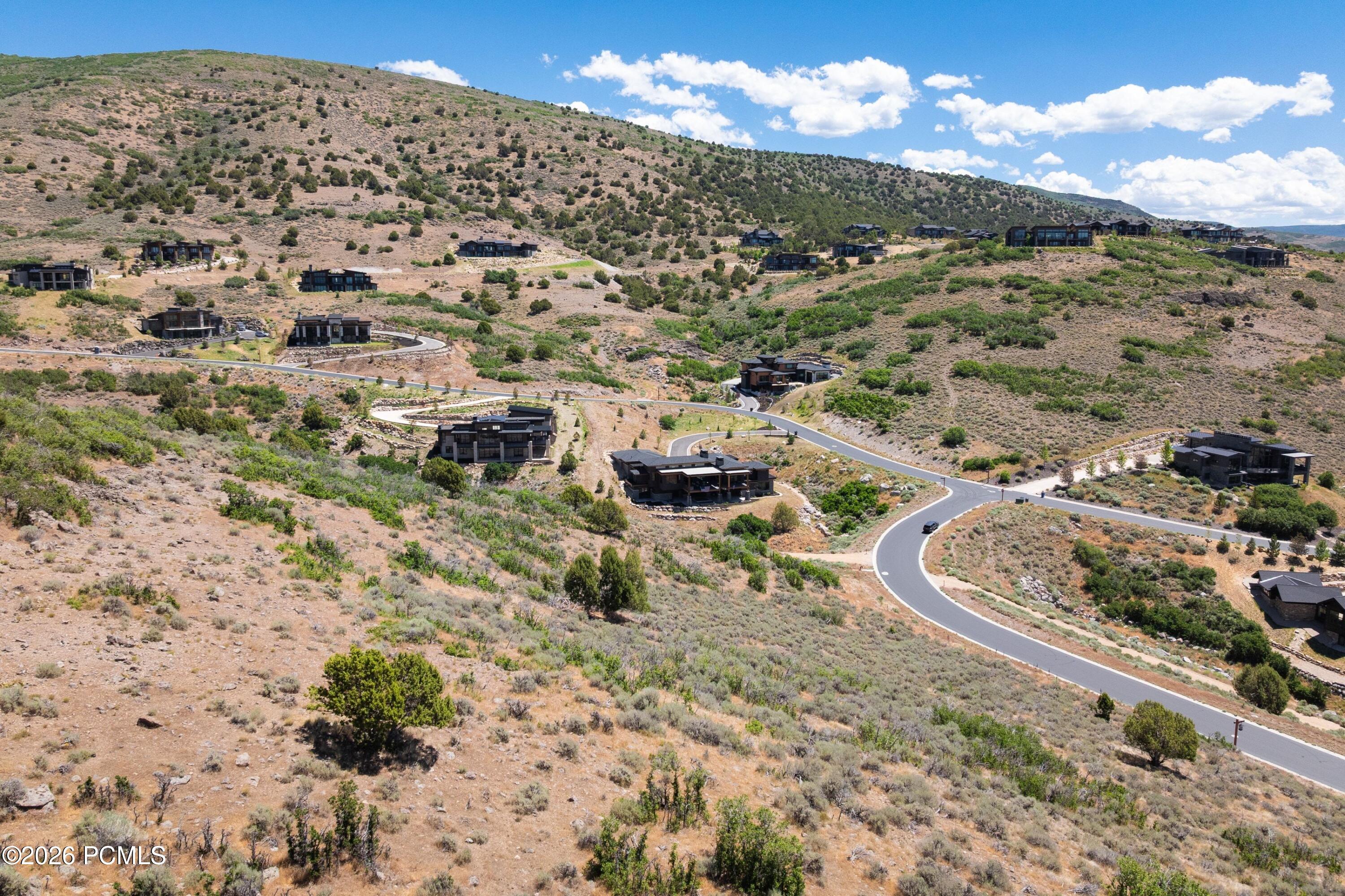 2083 E Upper Lookout Knoll Circle