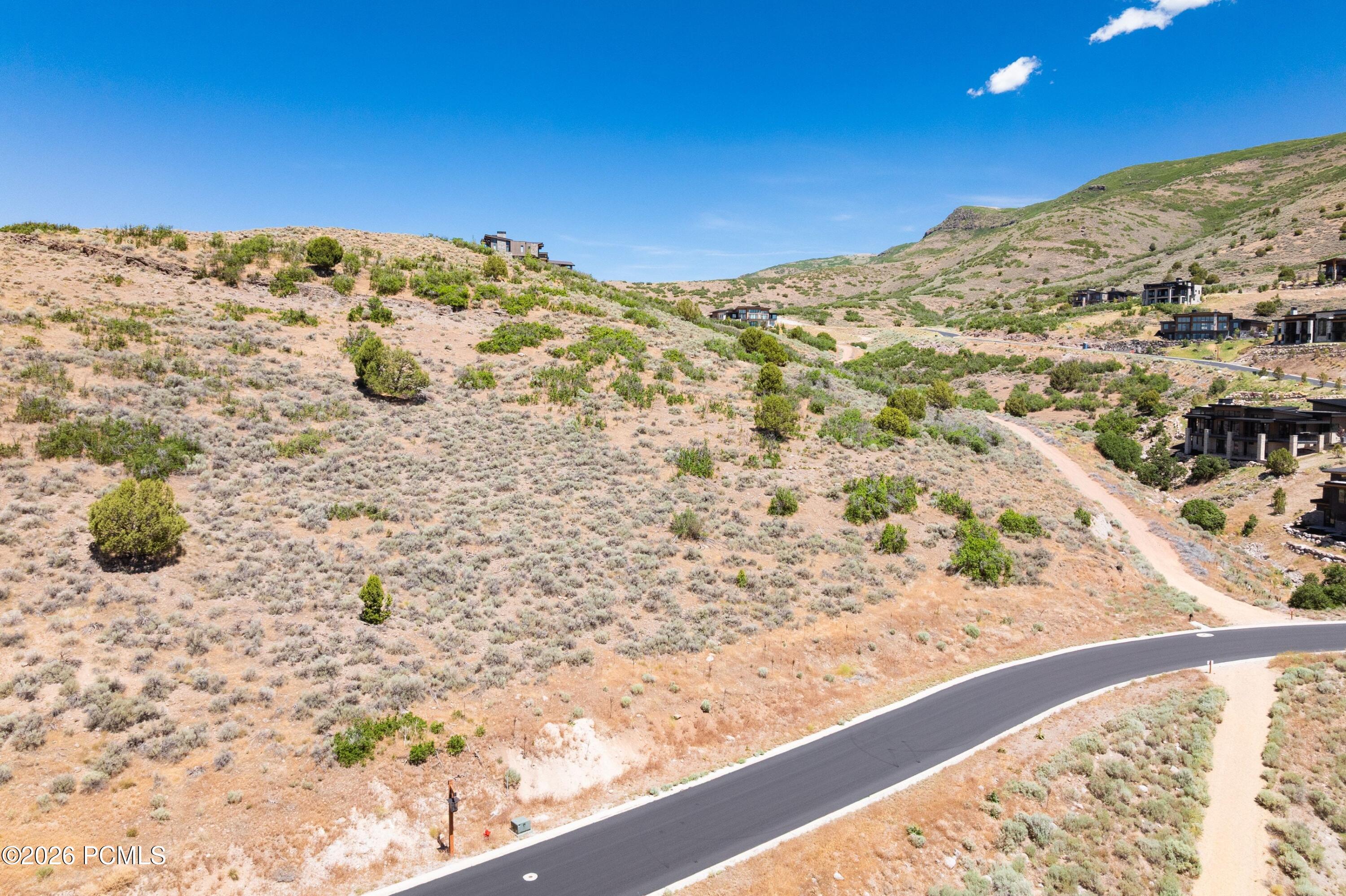 2083 E Upper Lookout Knoll Circle