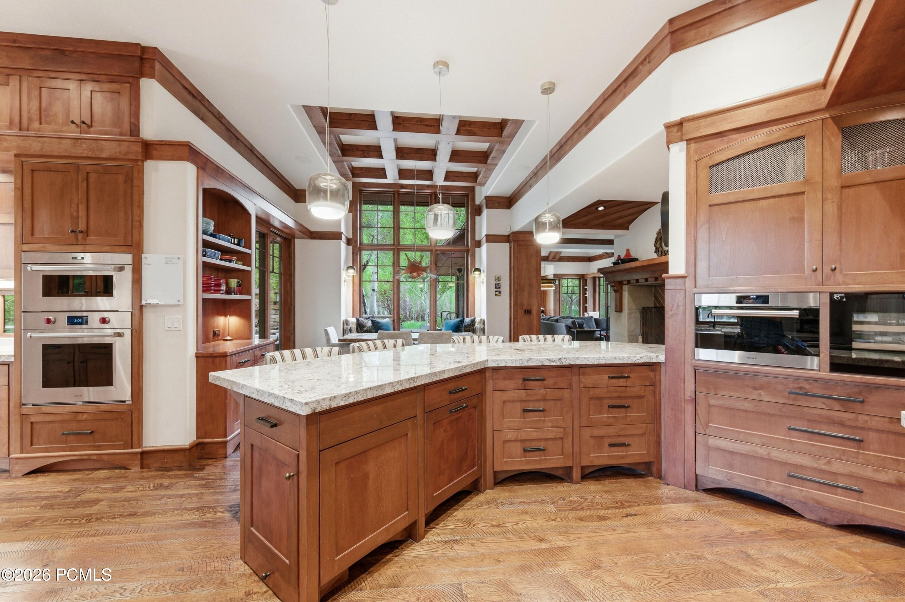 1042 W Quarry Mountain Lane