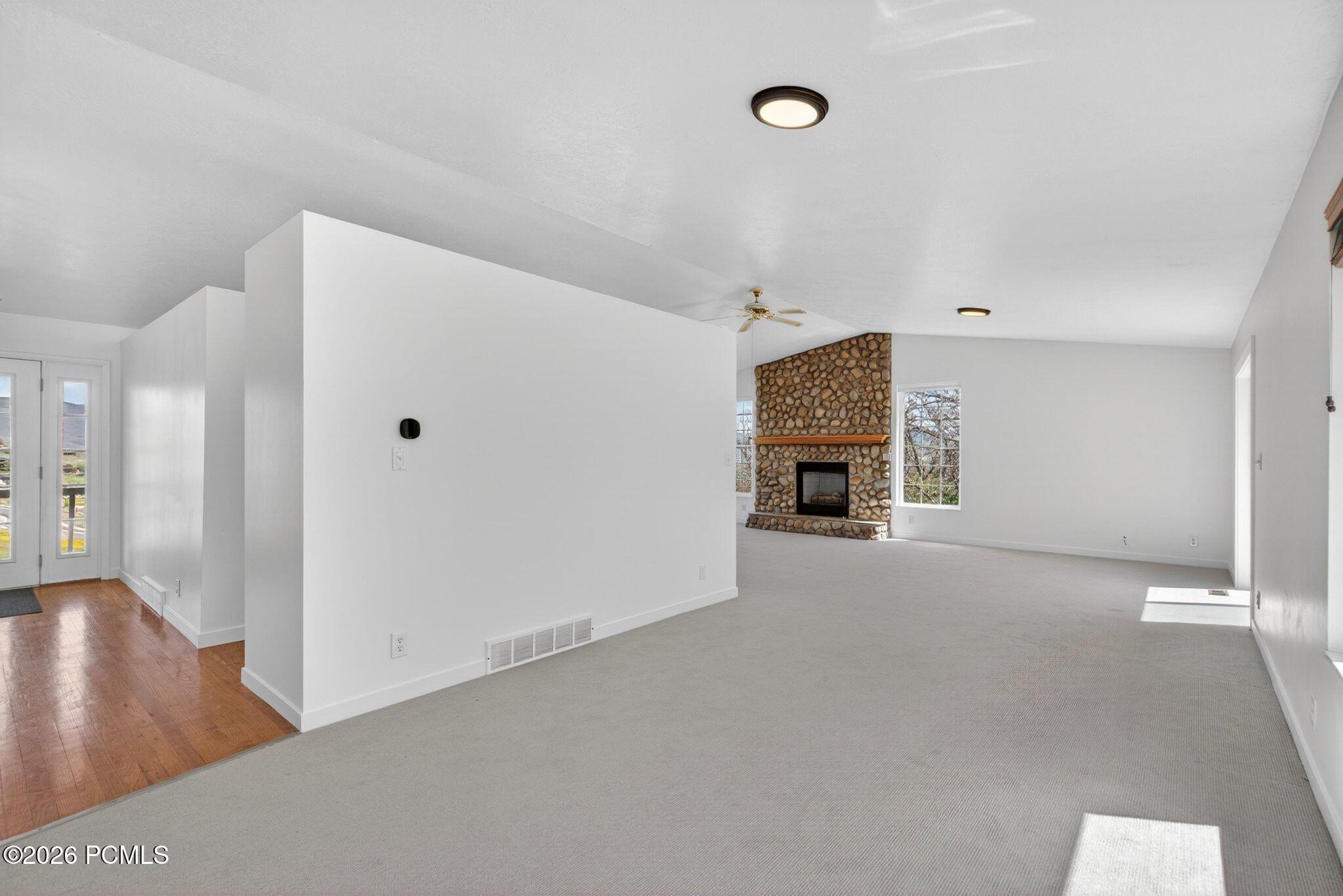 380 Luzern Road