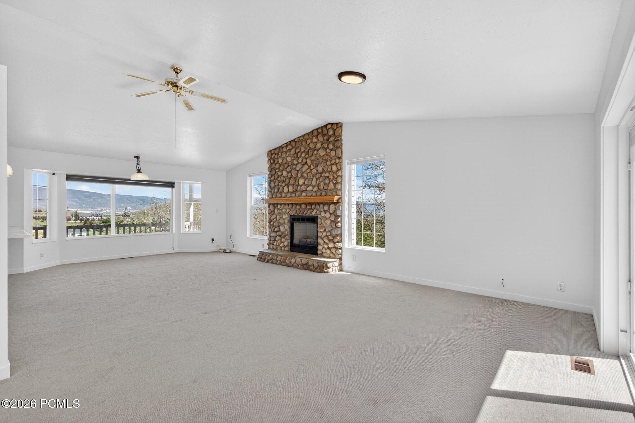 380 Luzern Road