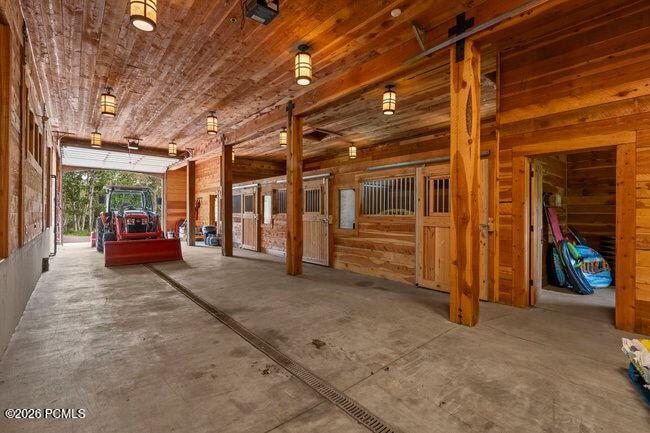 1943 N Wolf Creek Ranch Road