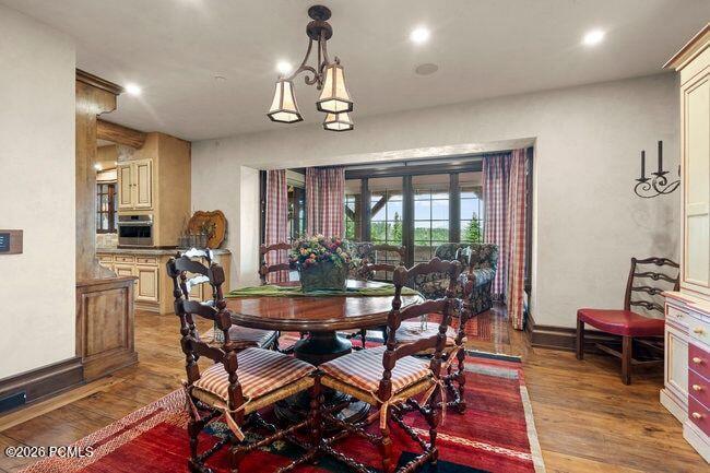 1943 N Wolf Creek Ranch Road