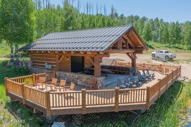 1943 N Wolf Creek Ranch Road