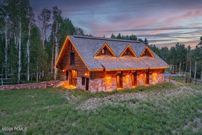 1943 N Wolf Creek Ranch Road