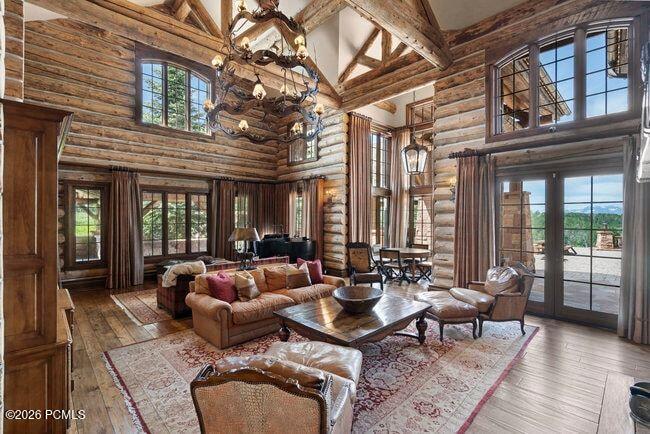 1943 N Wolf Creek Ranch Road