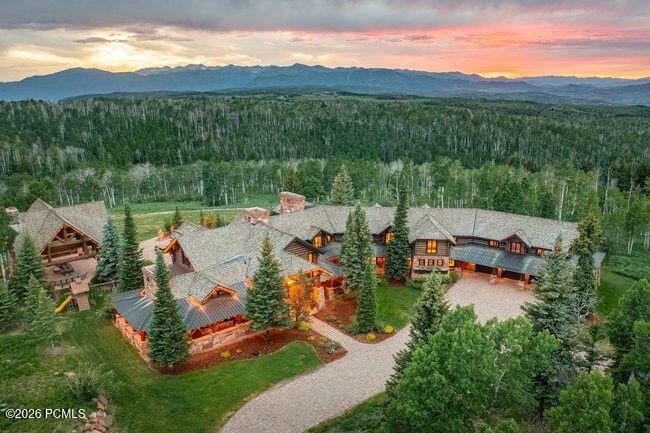 1943 N Wolf Creek Ranch Road