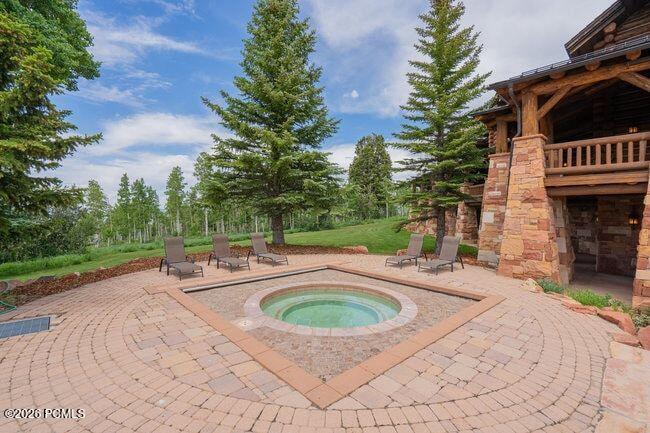 1943 N Wolf Creek Ranch Road