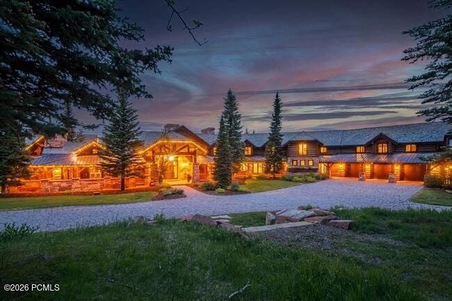 1943 N Wolf Creek Ranch Road