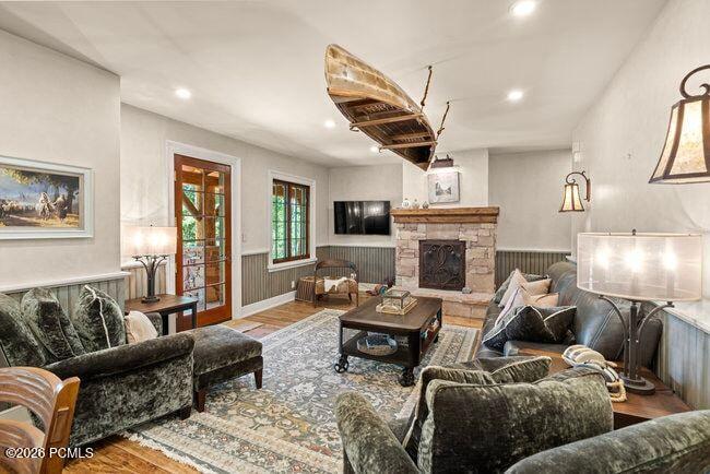 1943 N Wolf Creek Ranch Road