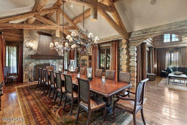 1943 N Wolf Creek Ranch Road