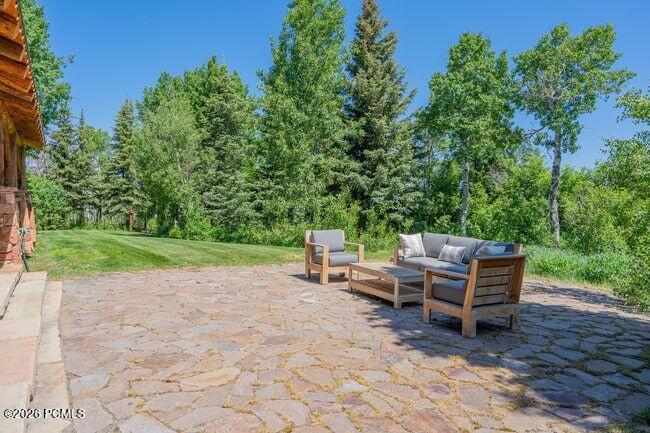 1943 N Wolf Creek Ranch Road