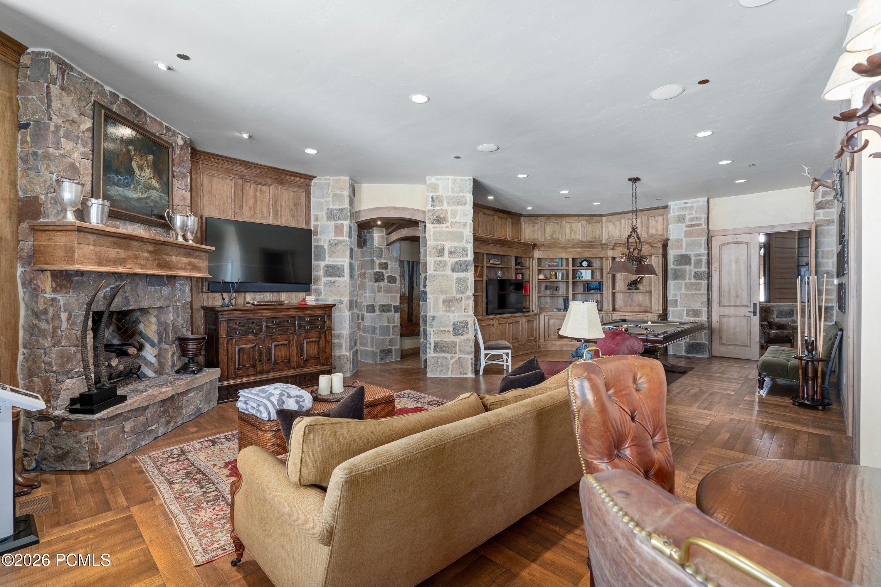 8144 E Forest Creek Road