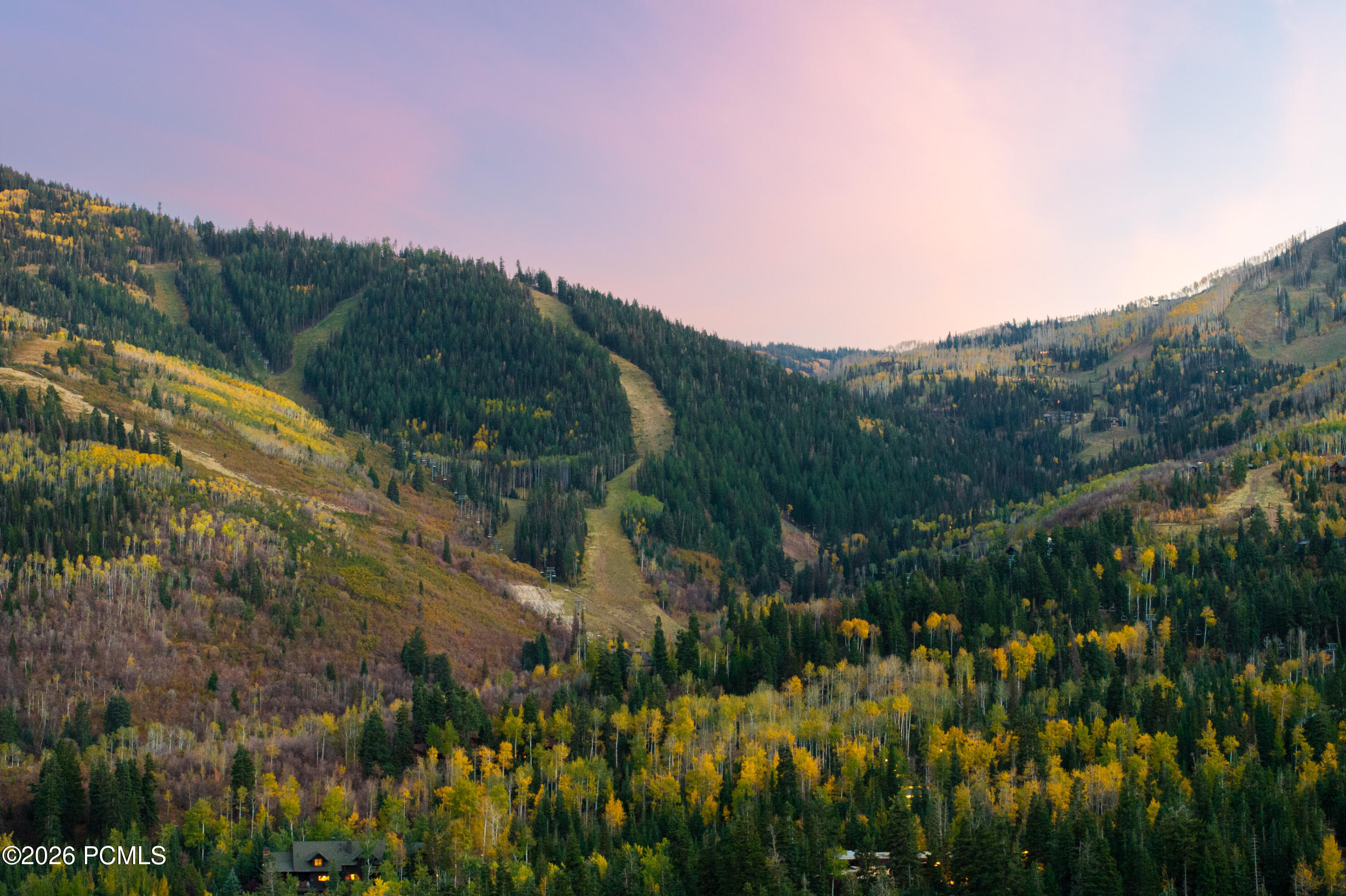 2752 W High Mountain Road 201