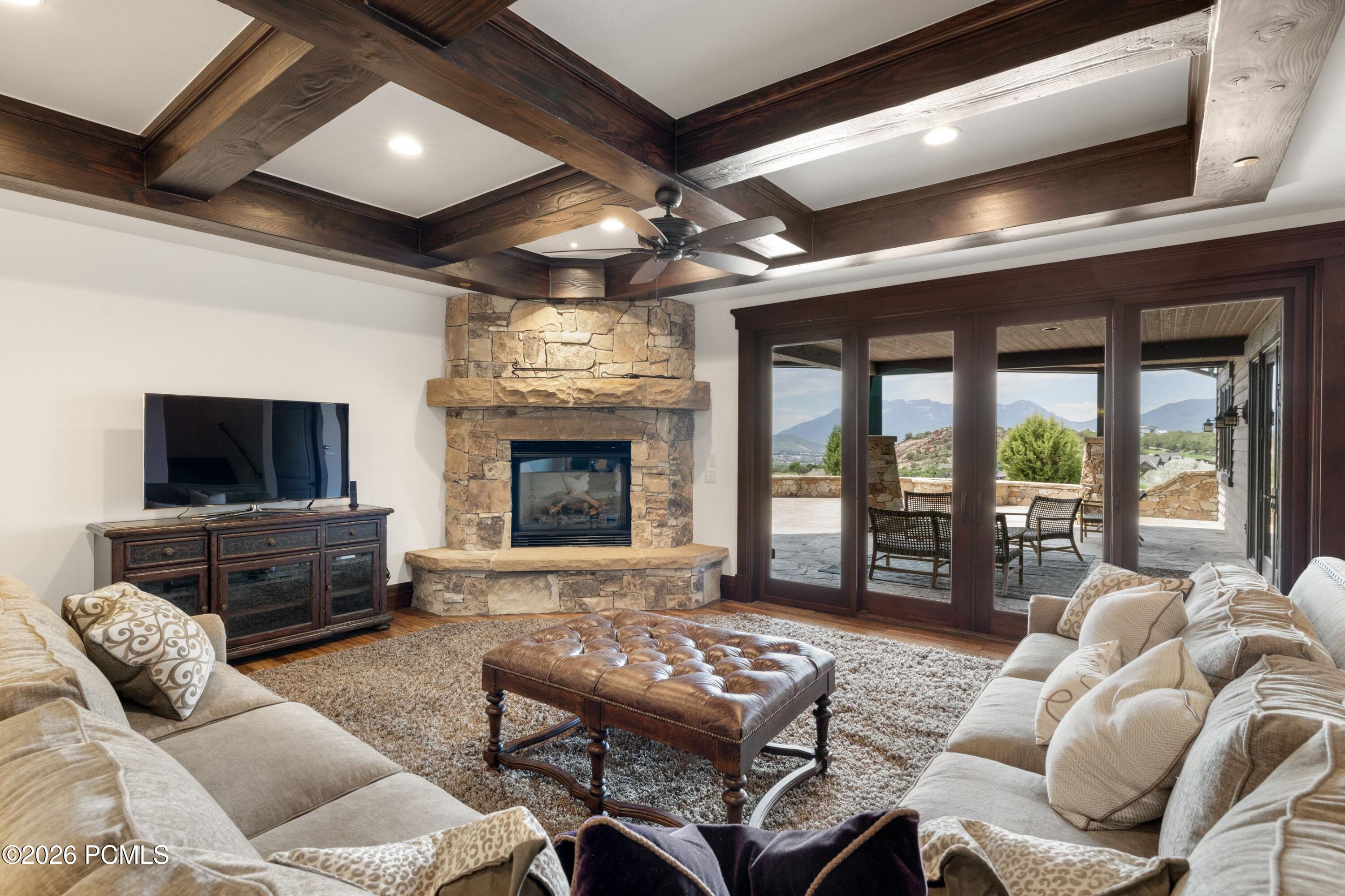 2910 E Brown Duck Mtn Circle