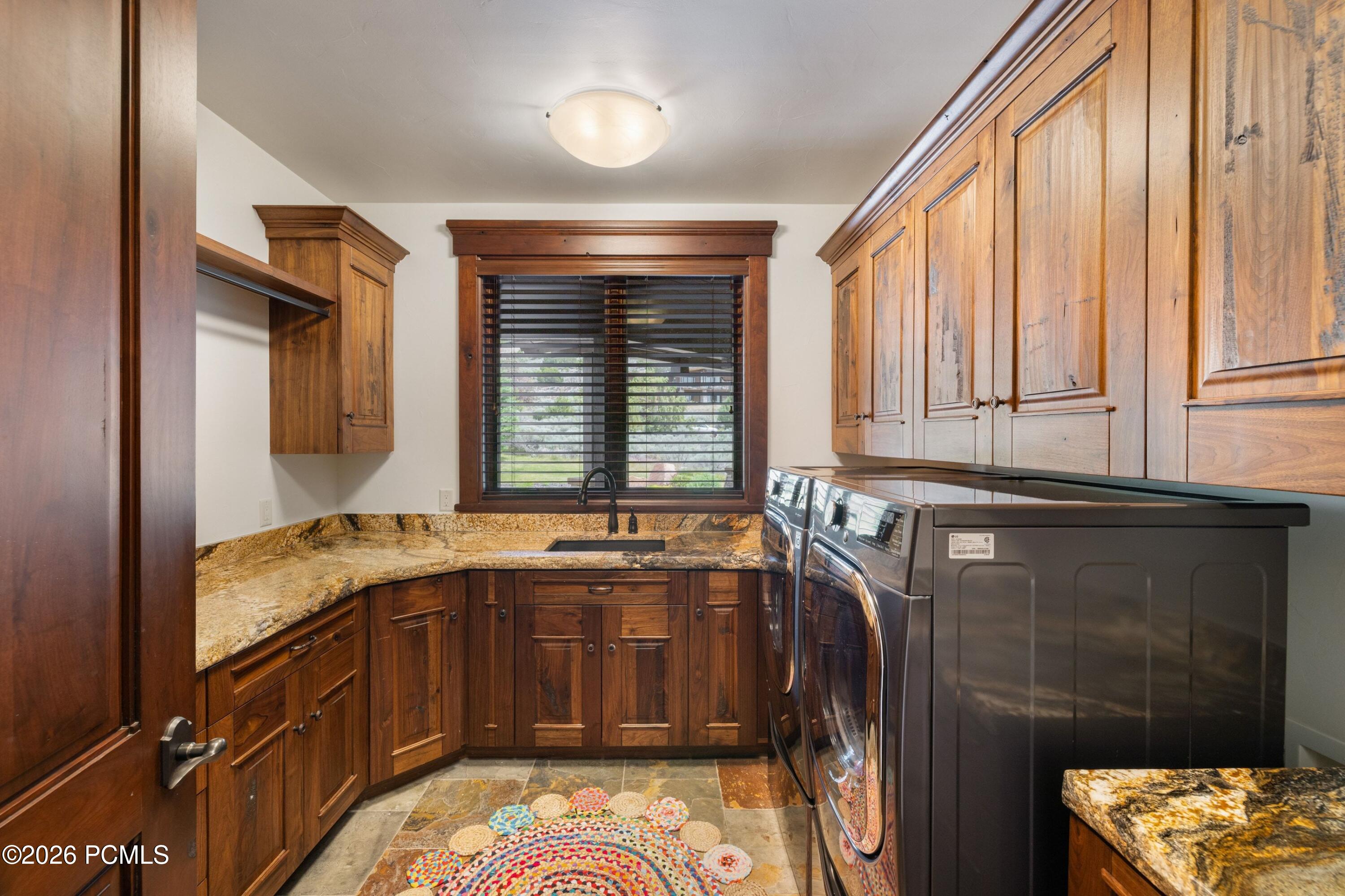 2910 E Brown Duck Mtn Circle