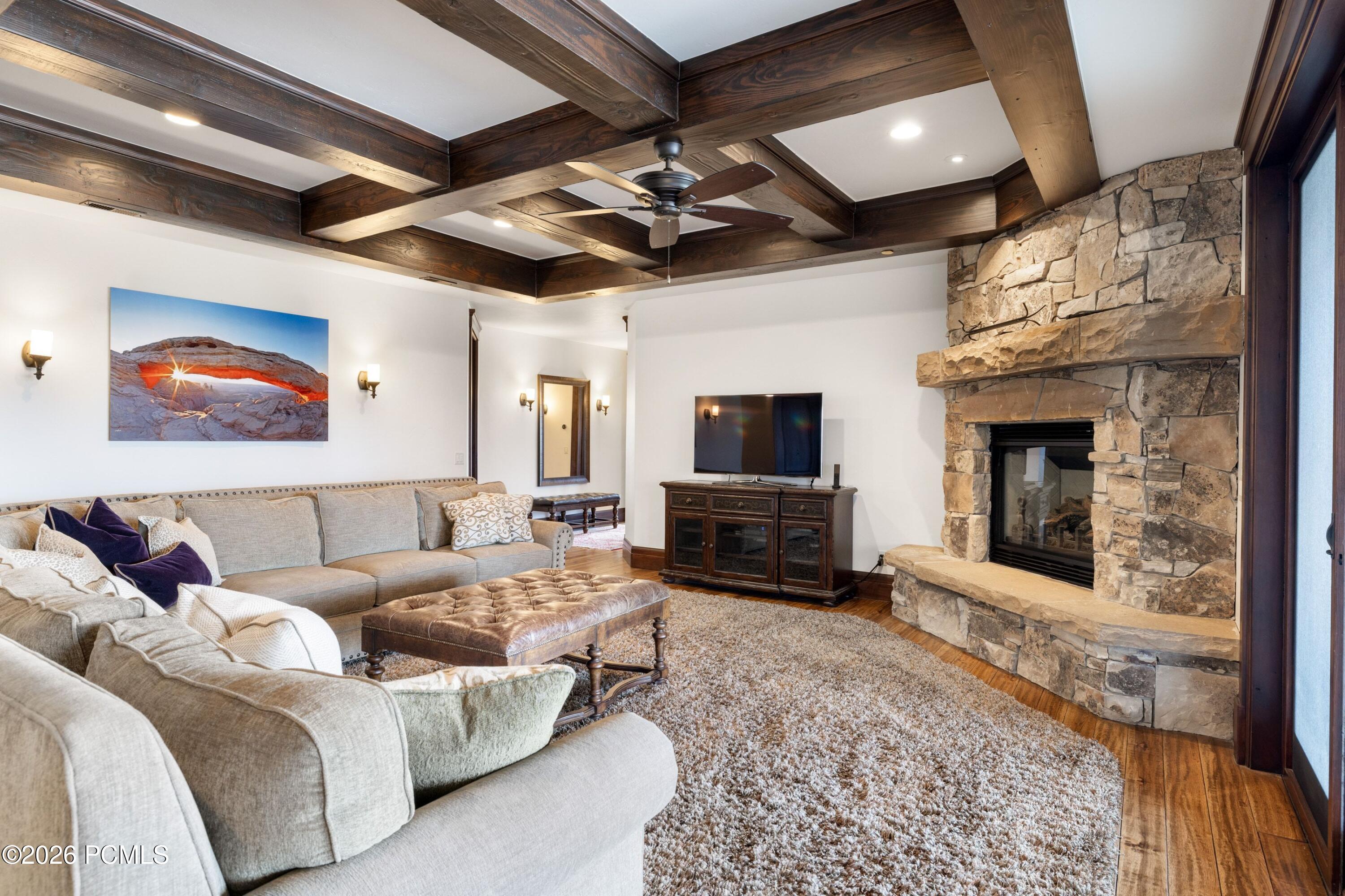 2910 E Brown Duck Mtn Circle