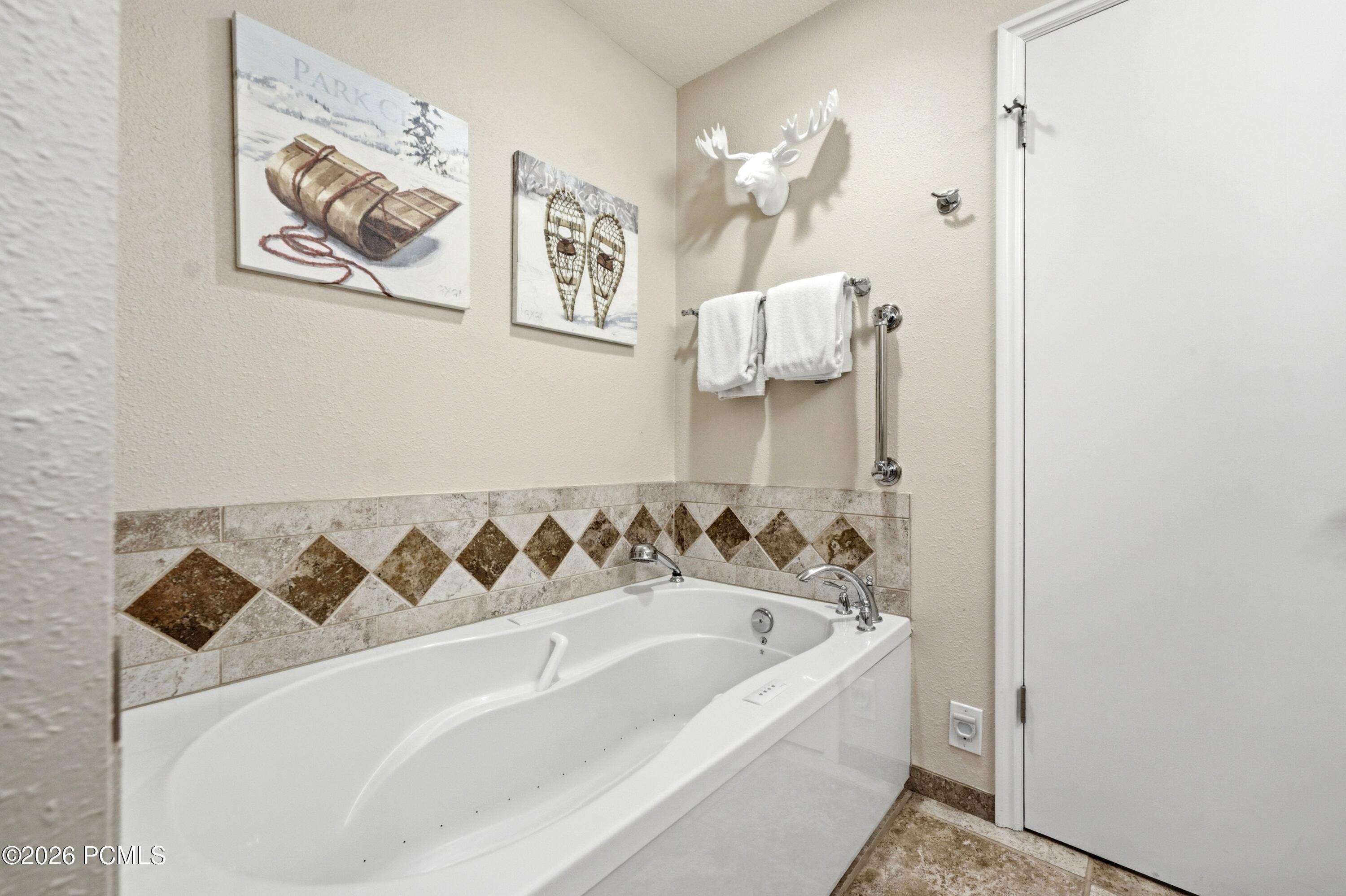 485 Windrift Lane 1
