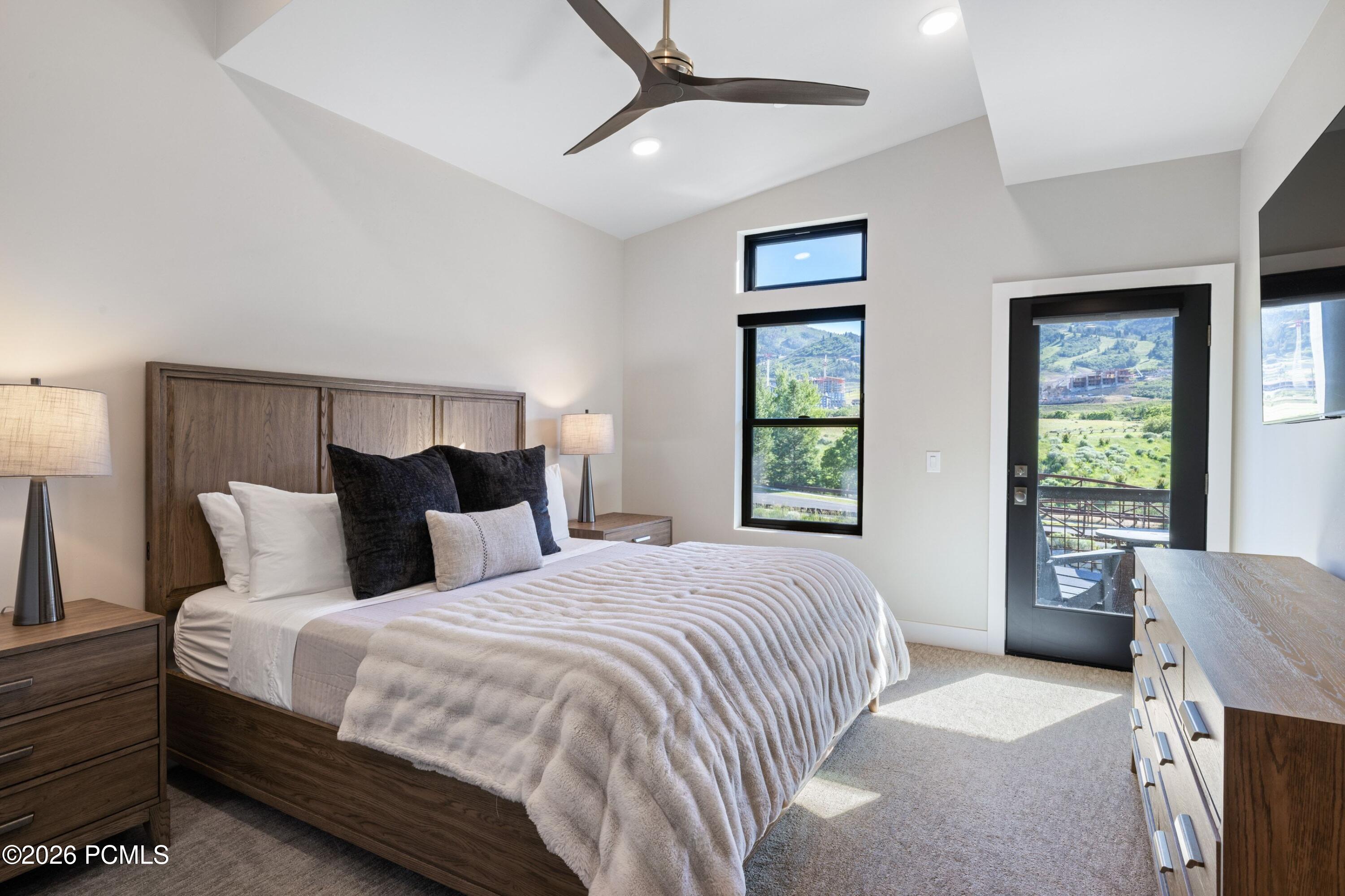1134 W Helling Cir 302