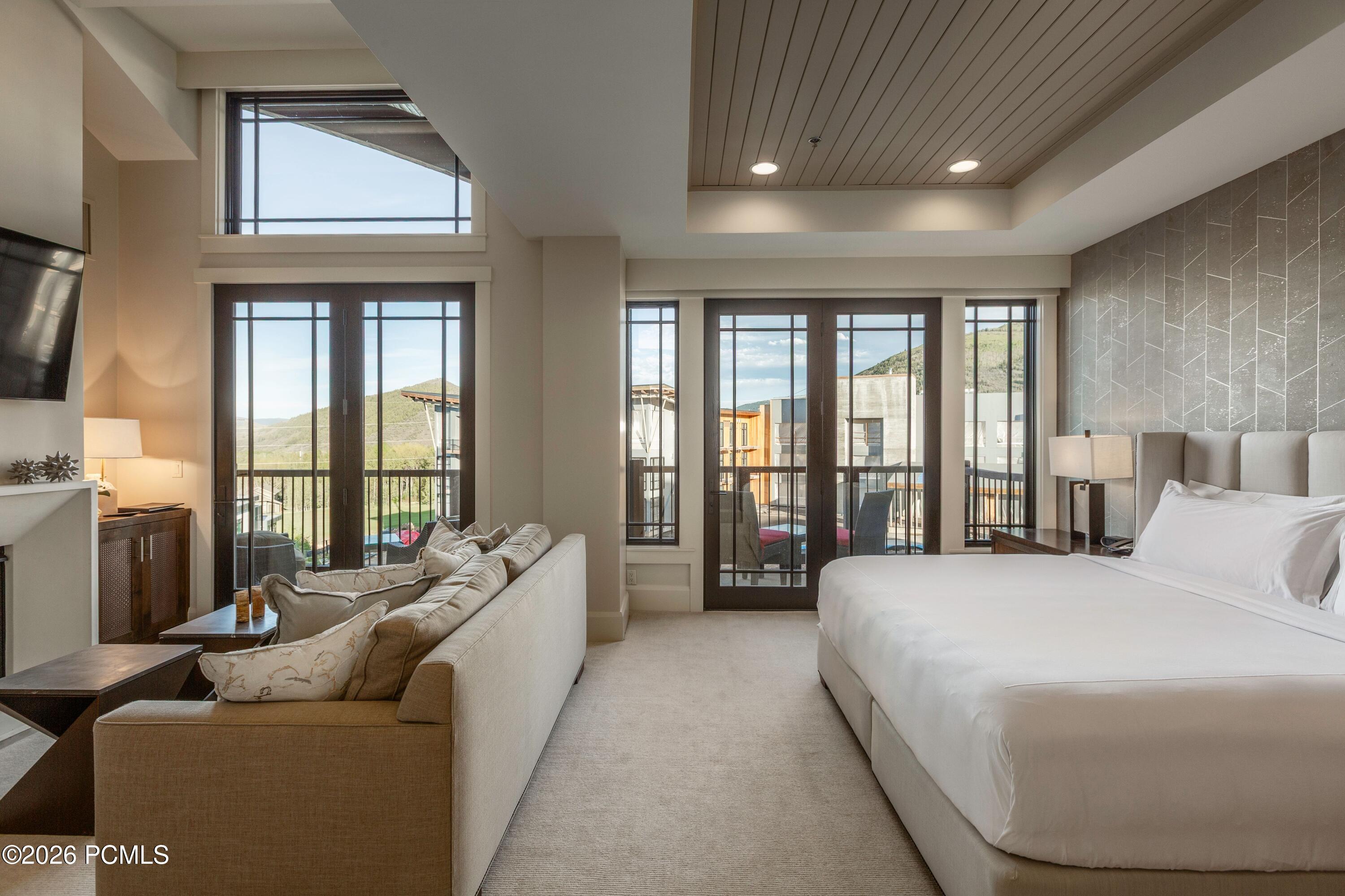 2100 Frostwood Boulevard 6138