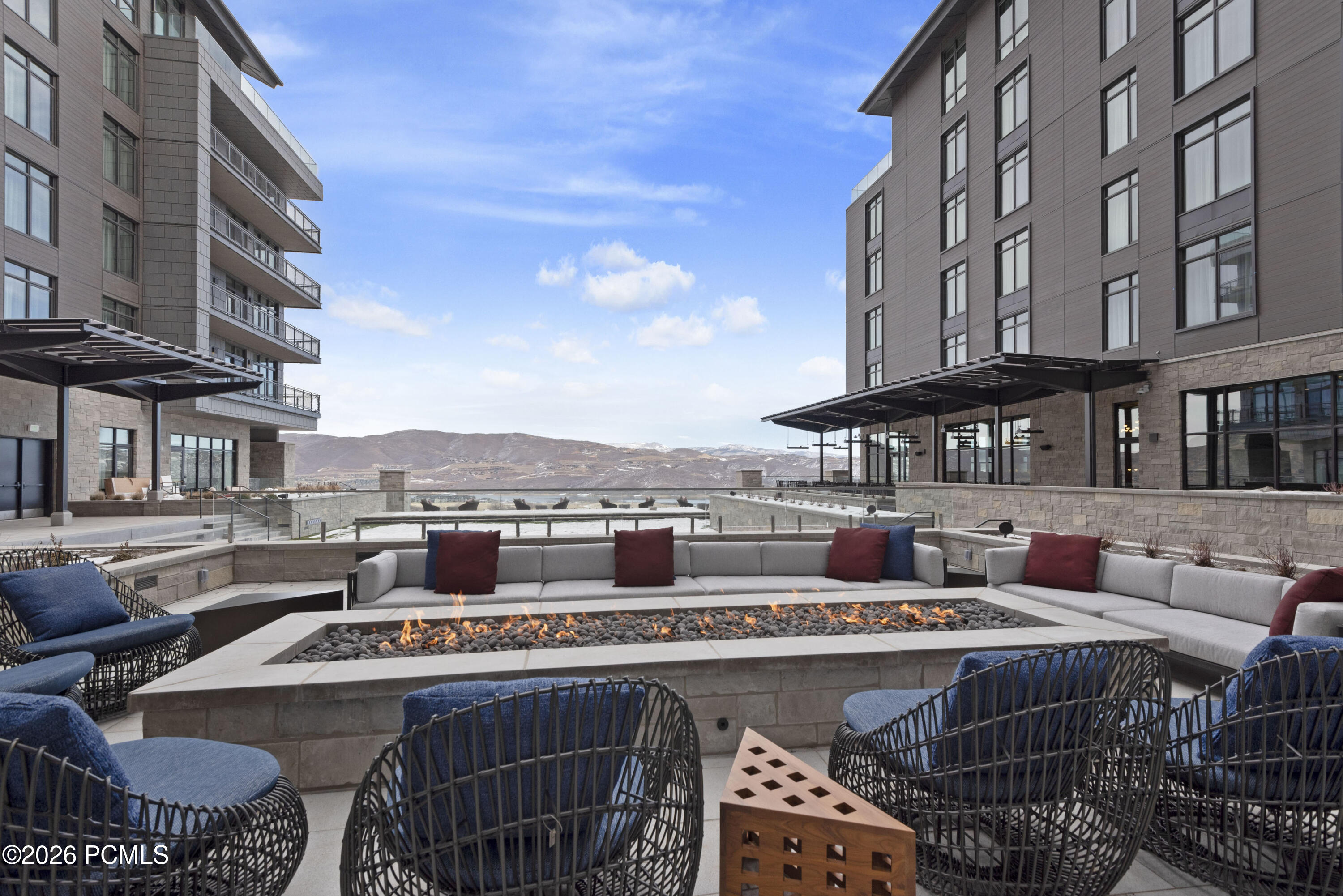 1702 W Glencoe Mountain Way 6038