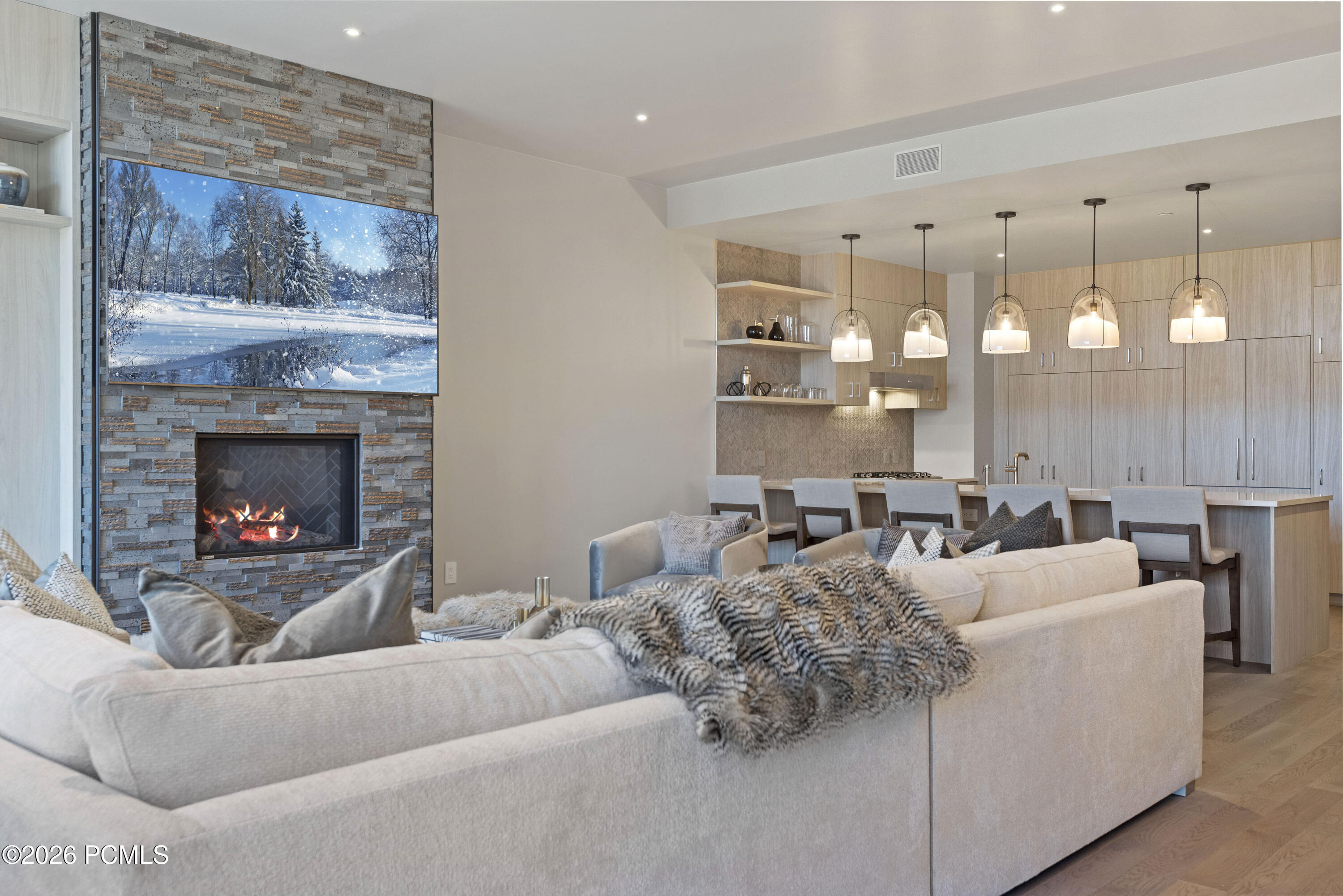 1702 W Glencoe Mountain Way 6038