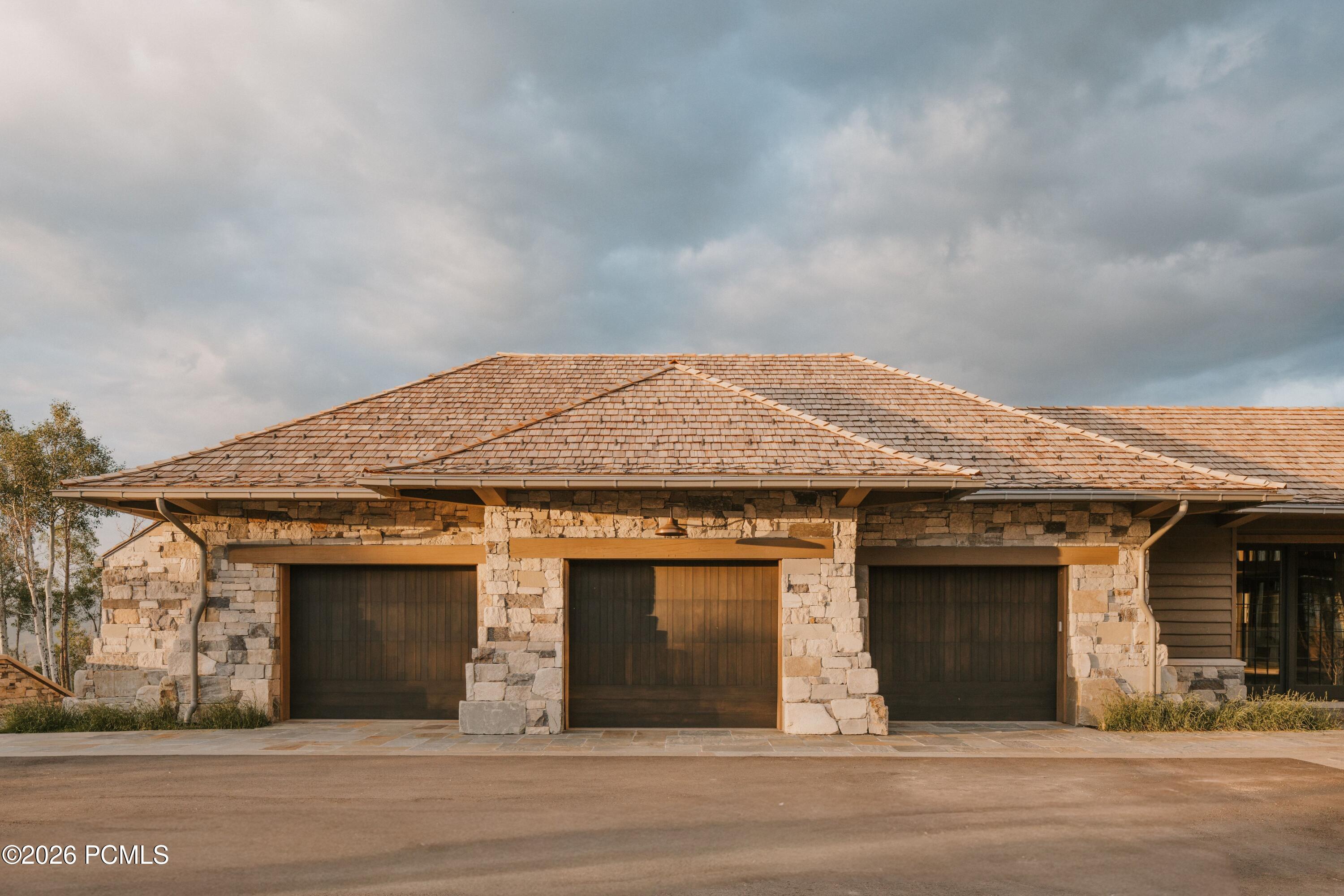 8313 E Forest Creek Road