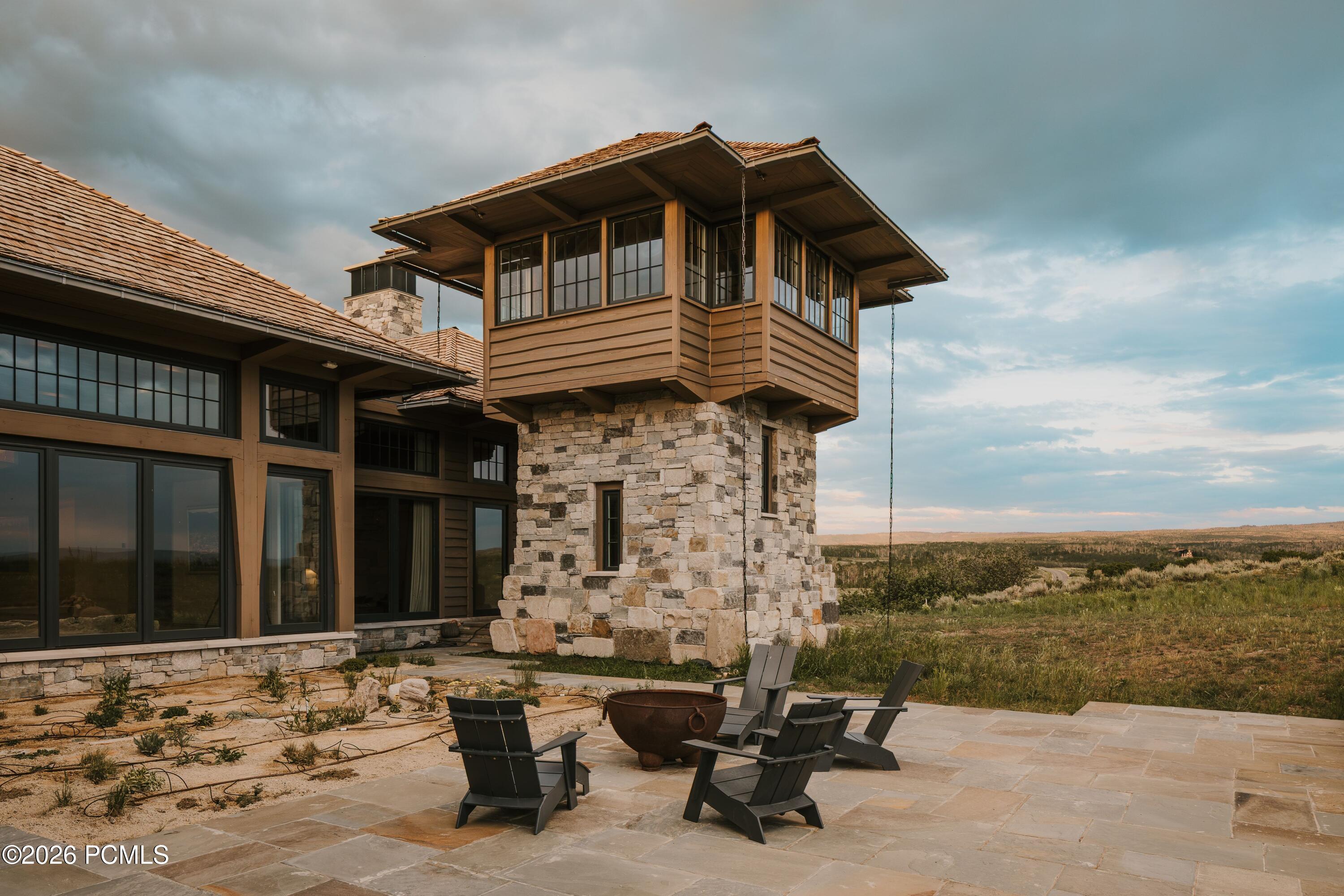 8313 E Forest Creek Road