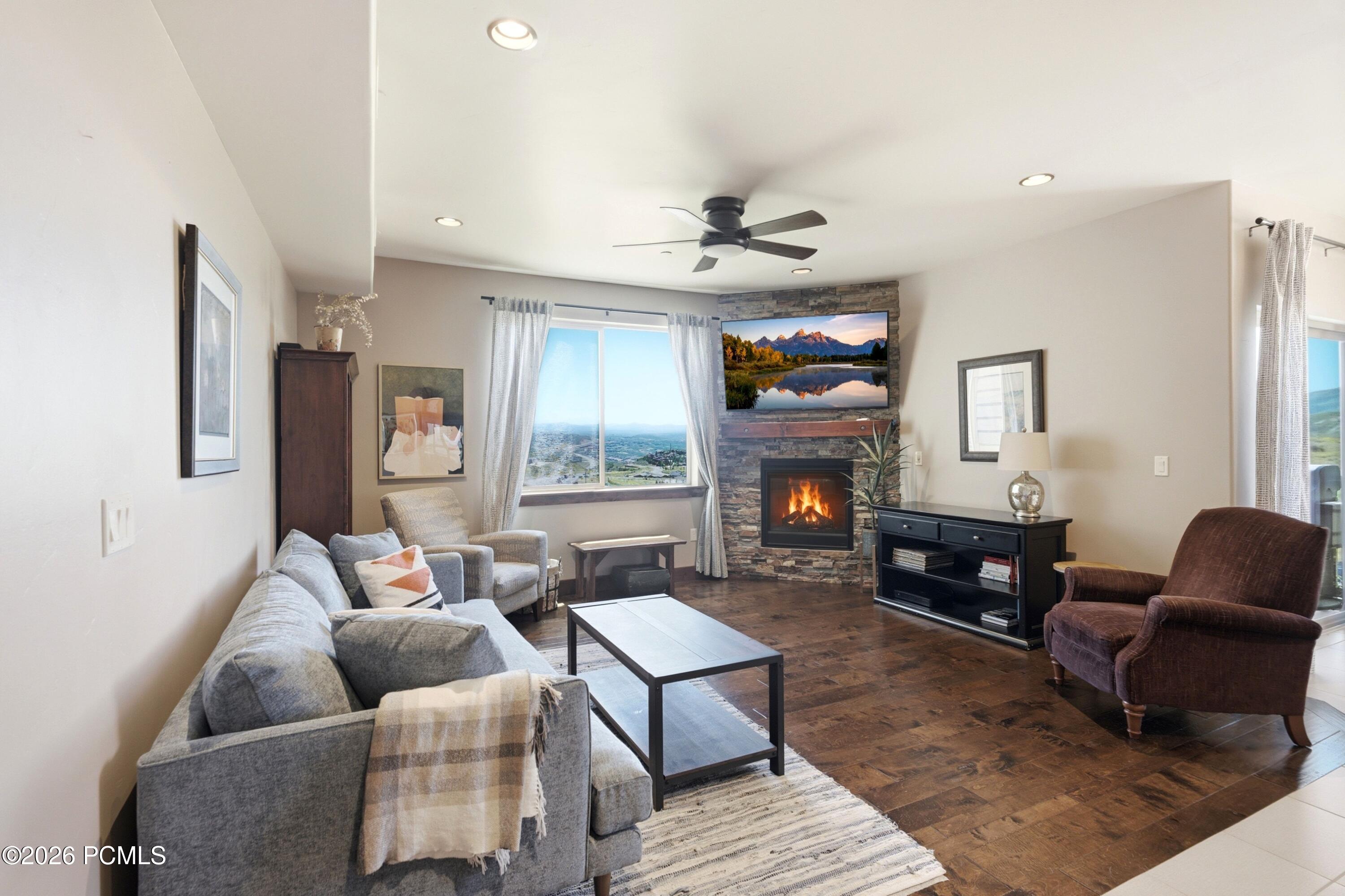 1291 W Black Rock Trail J
