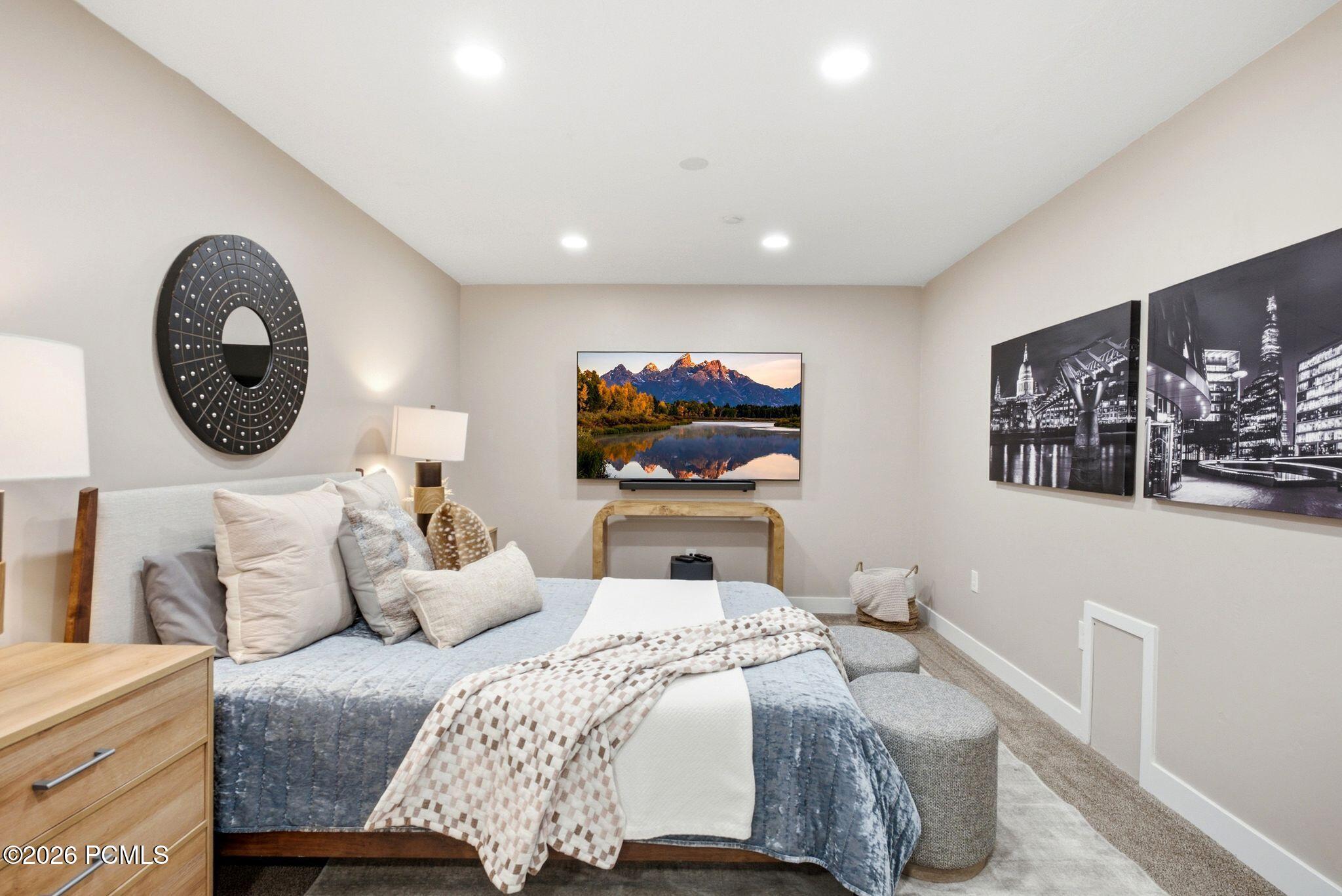 3355 Santa Fe Road
