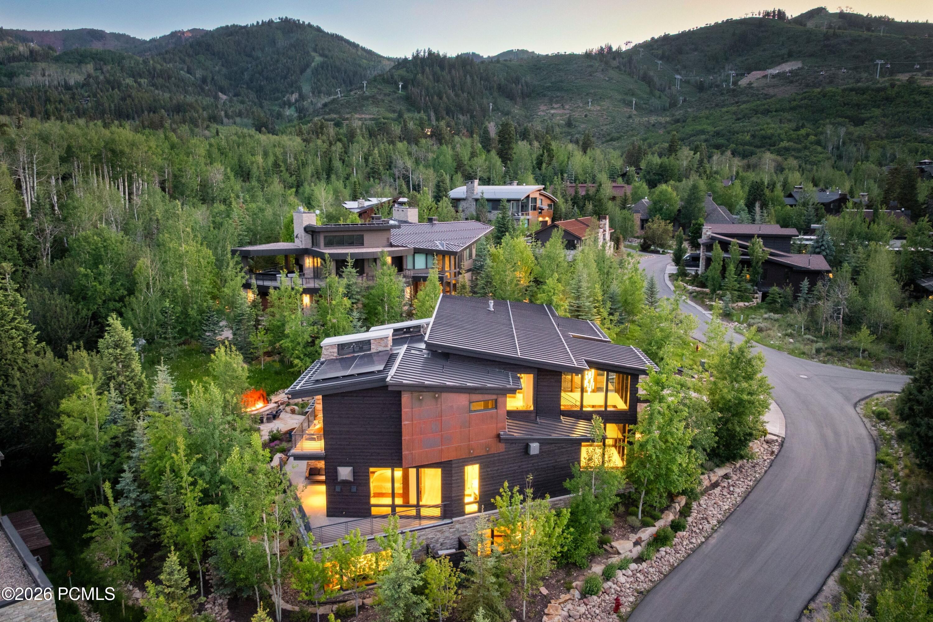 2237 Creek Crossing Loop