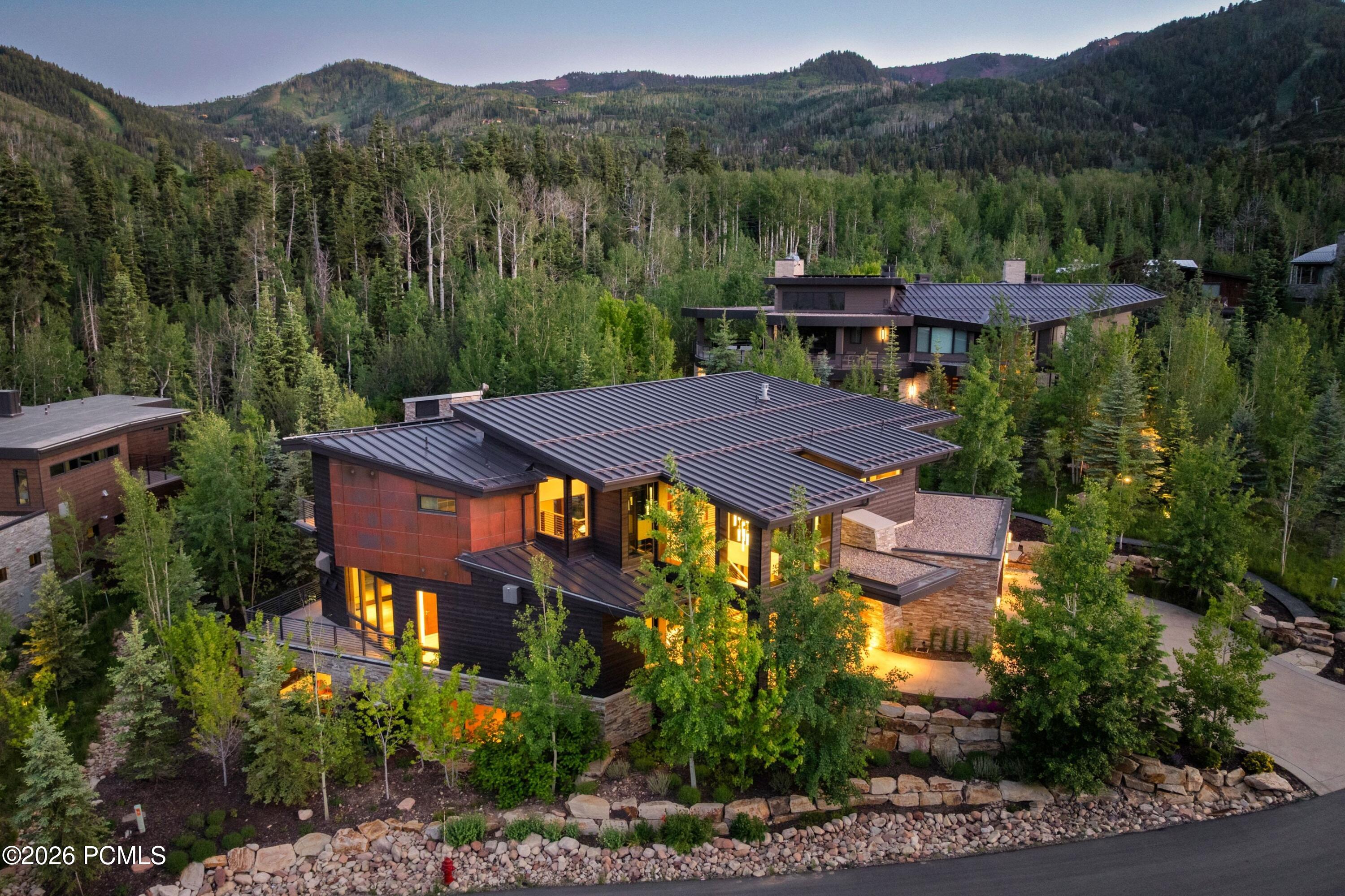 2237 Creek Crossing Loop