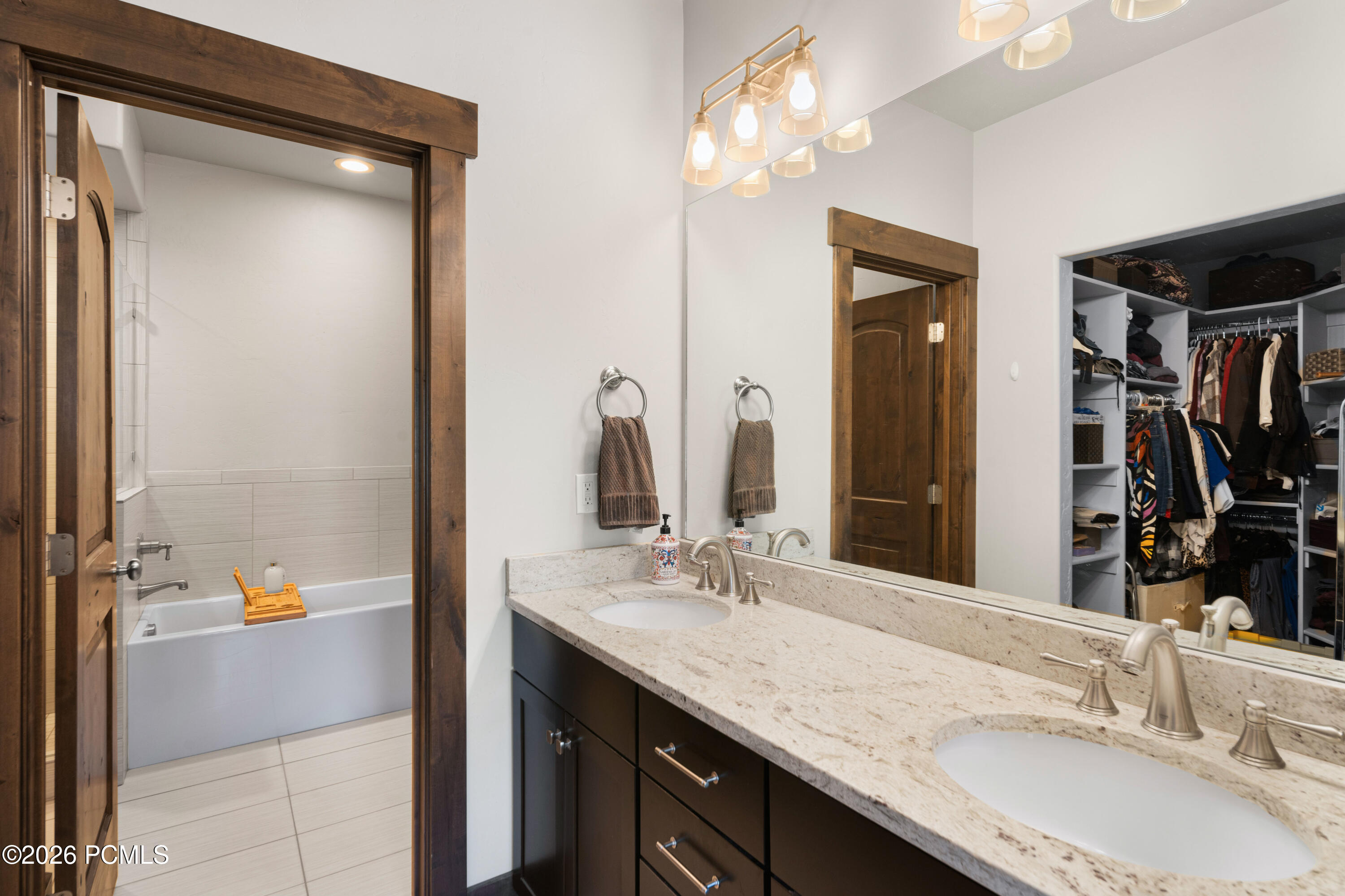 1220 W Wintercress Trail 32 B