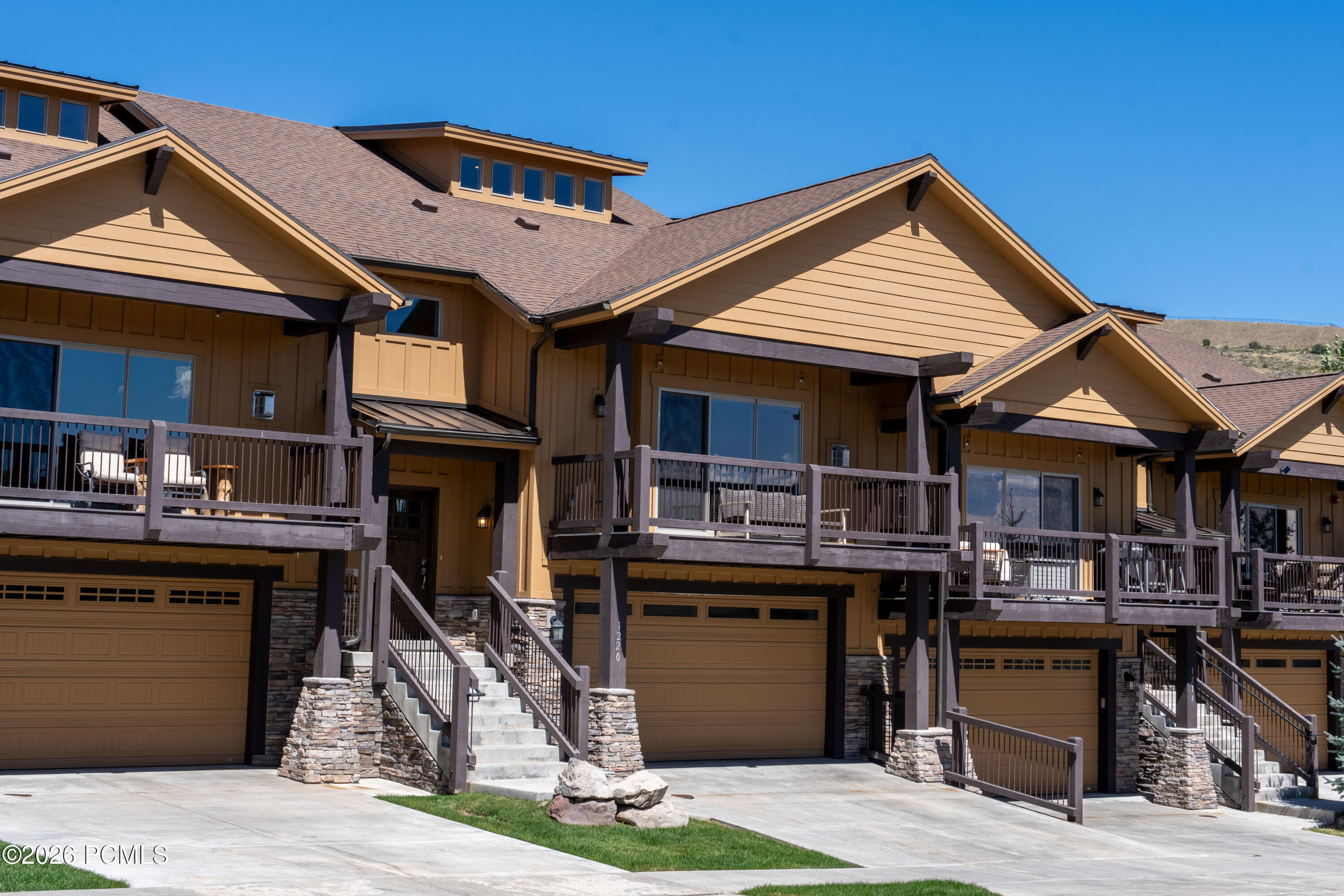 1220 W Wintercress Trail 32 B