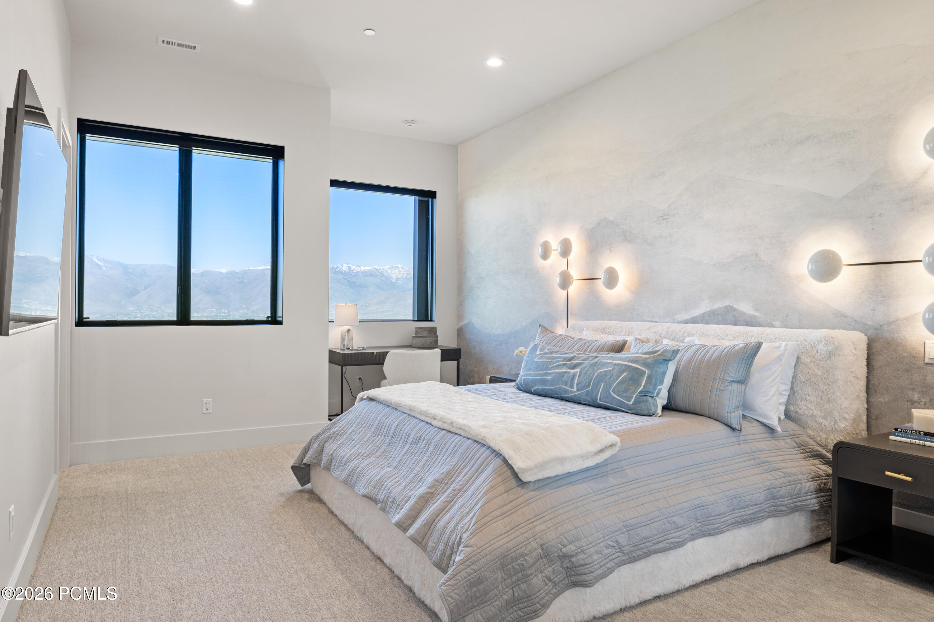 1489 Gold Mountain Circle