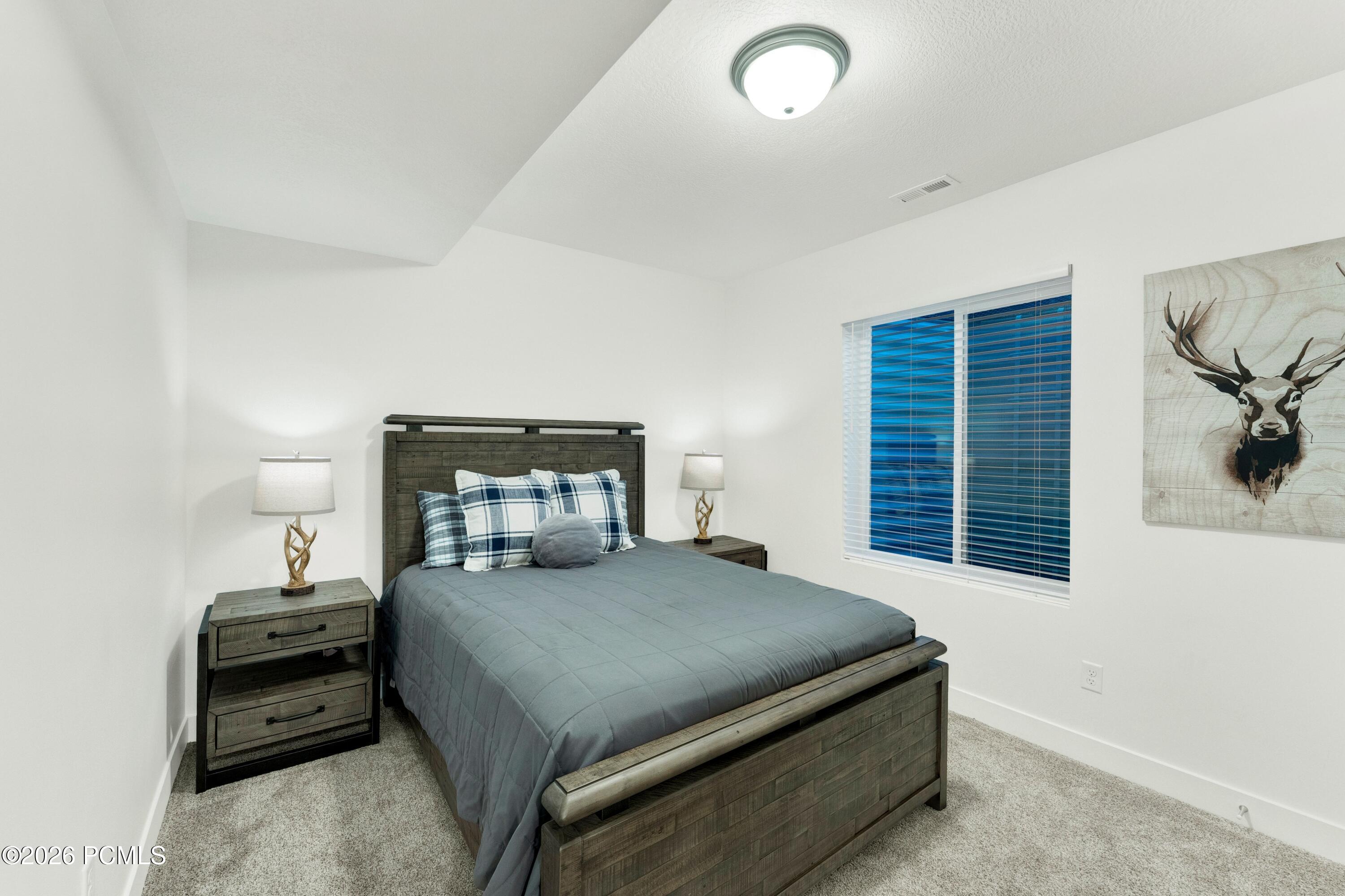 1733 S 1030 East