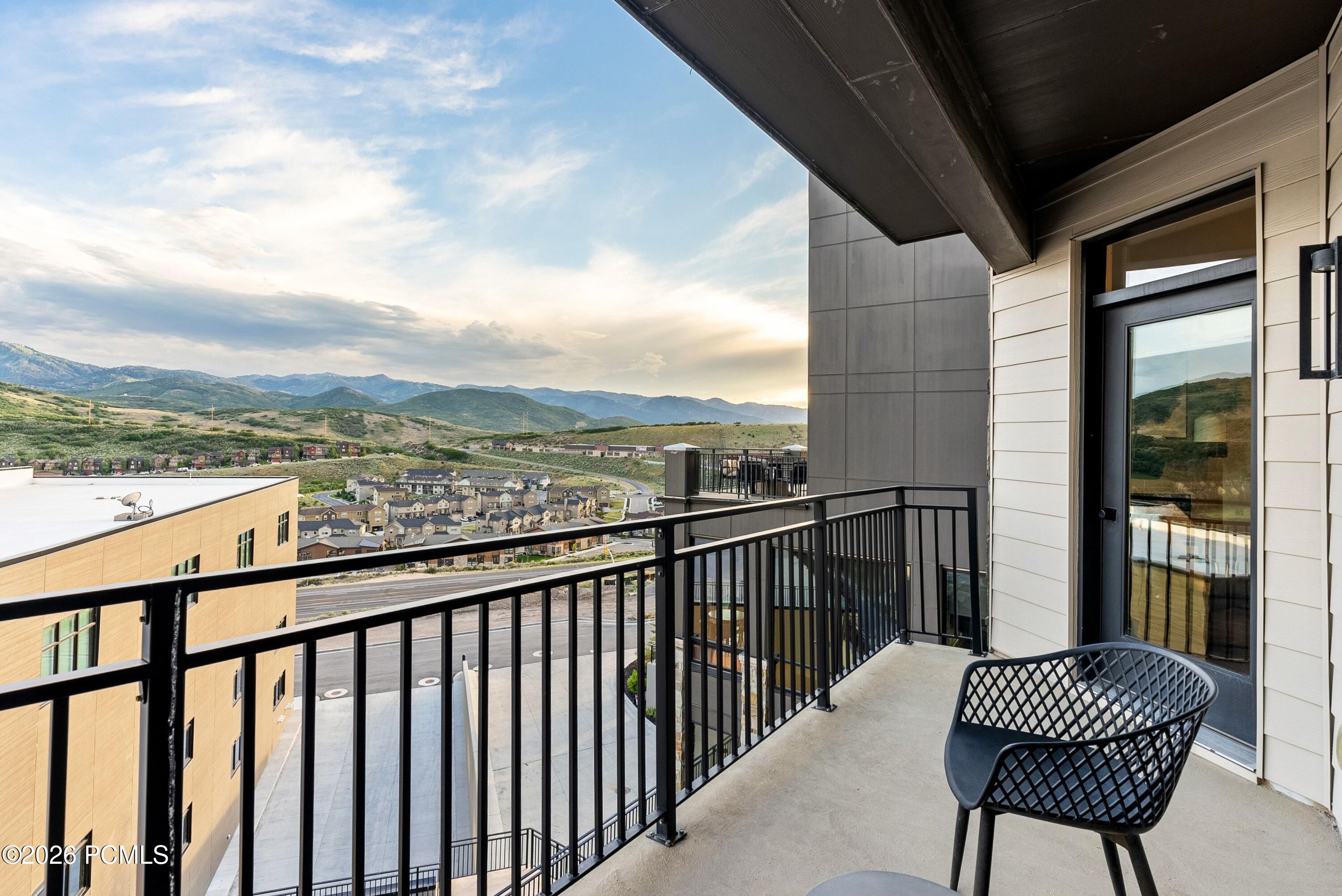 909 W Peace Tree Trail 513