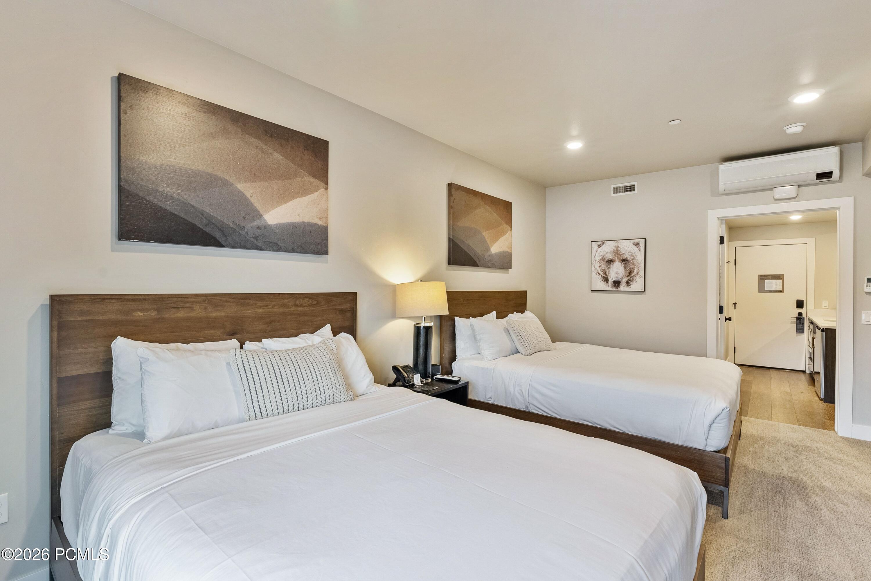 909 W Peace Tree Trail 513