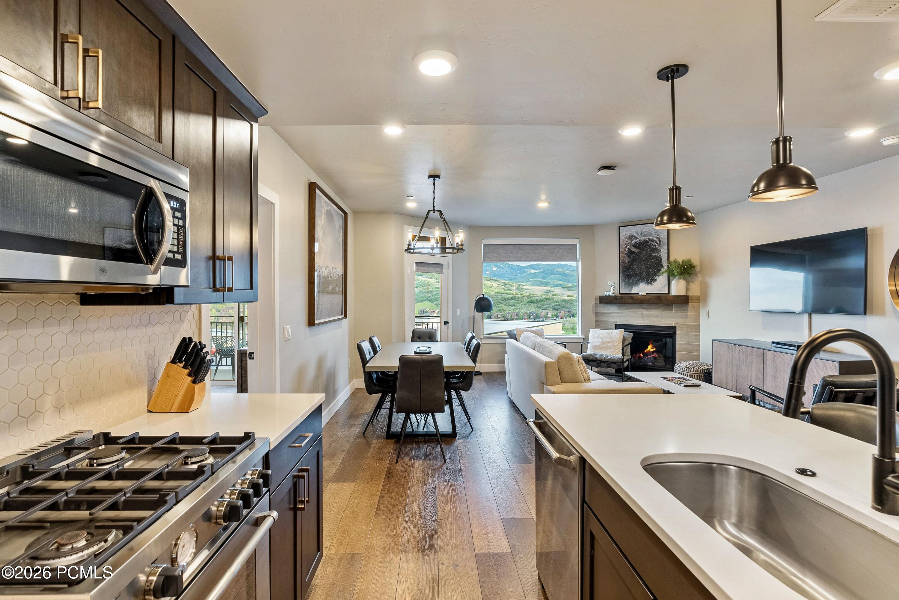 909 W Peace Tree Trail 513