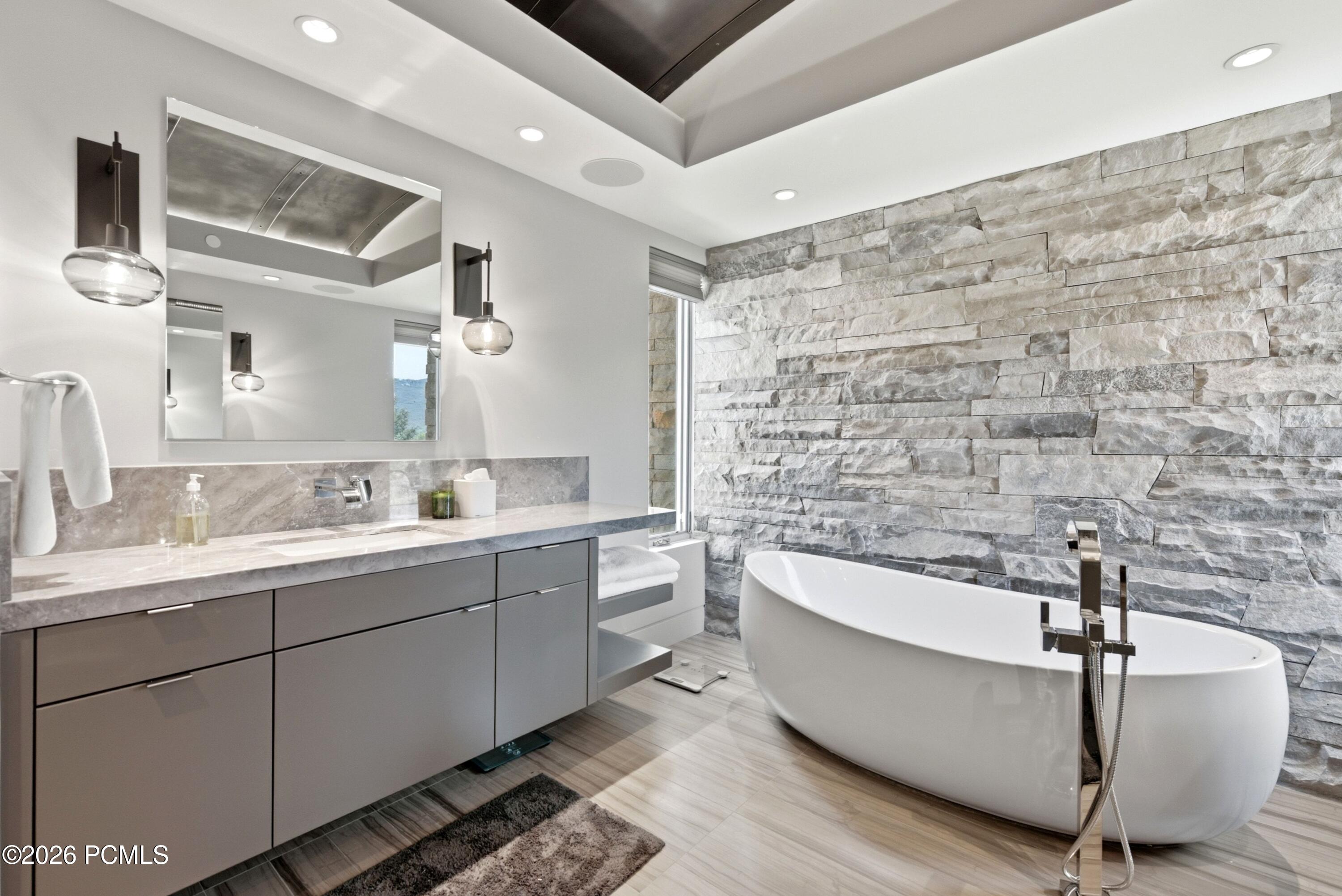 2383 Lake View Court