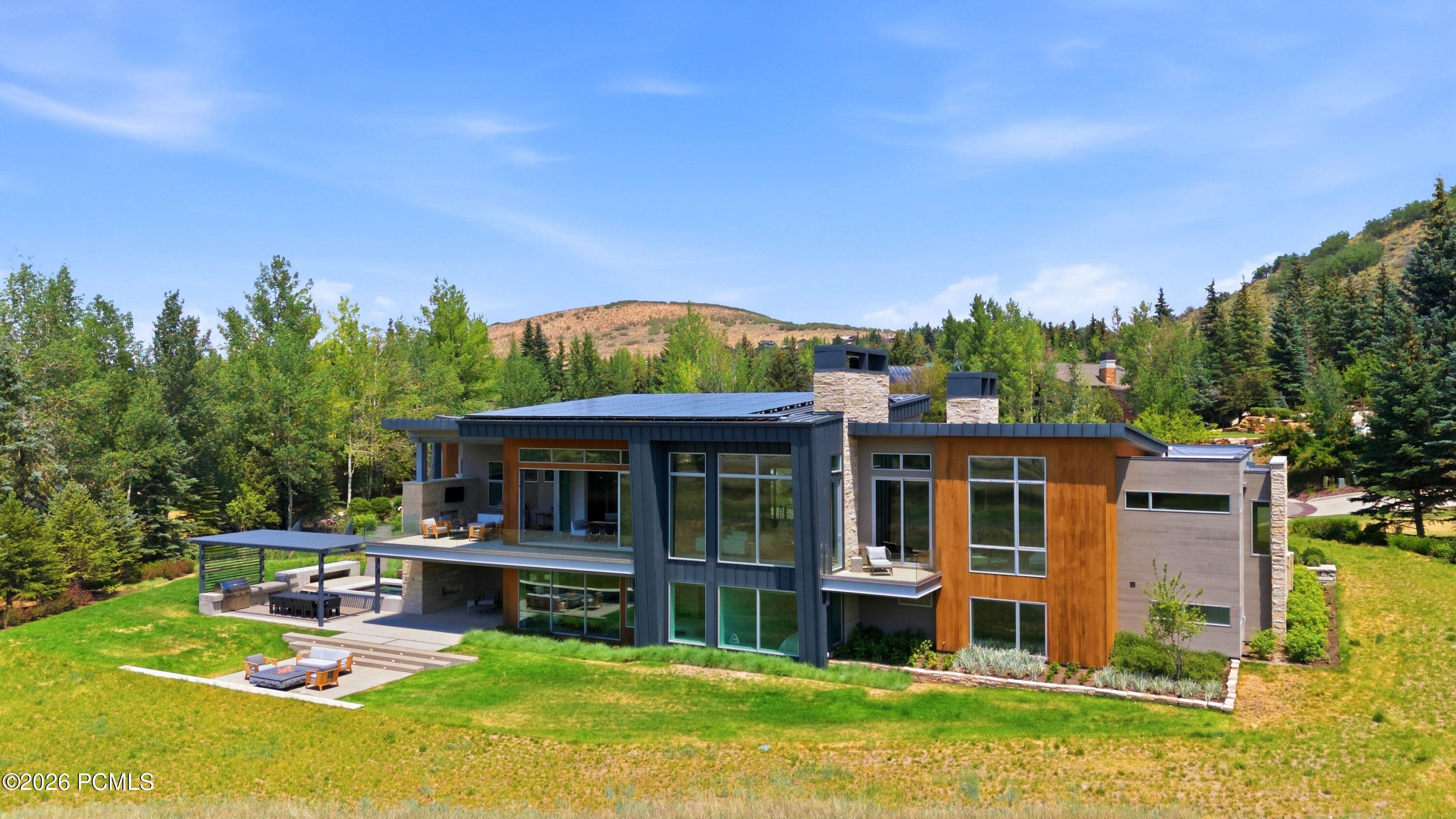 2383 Lake View Court