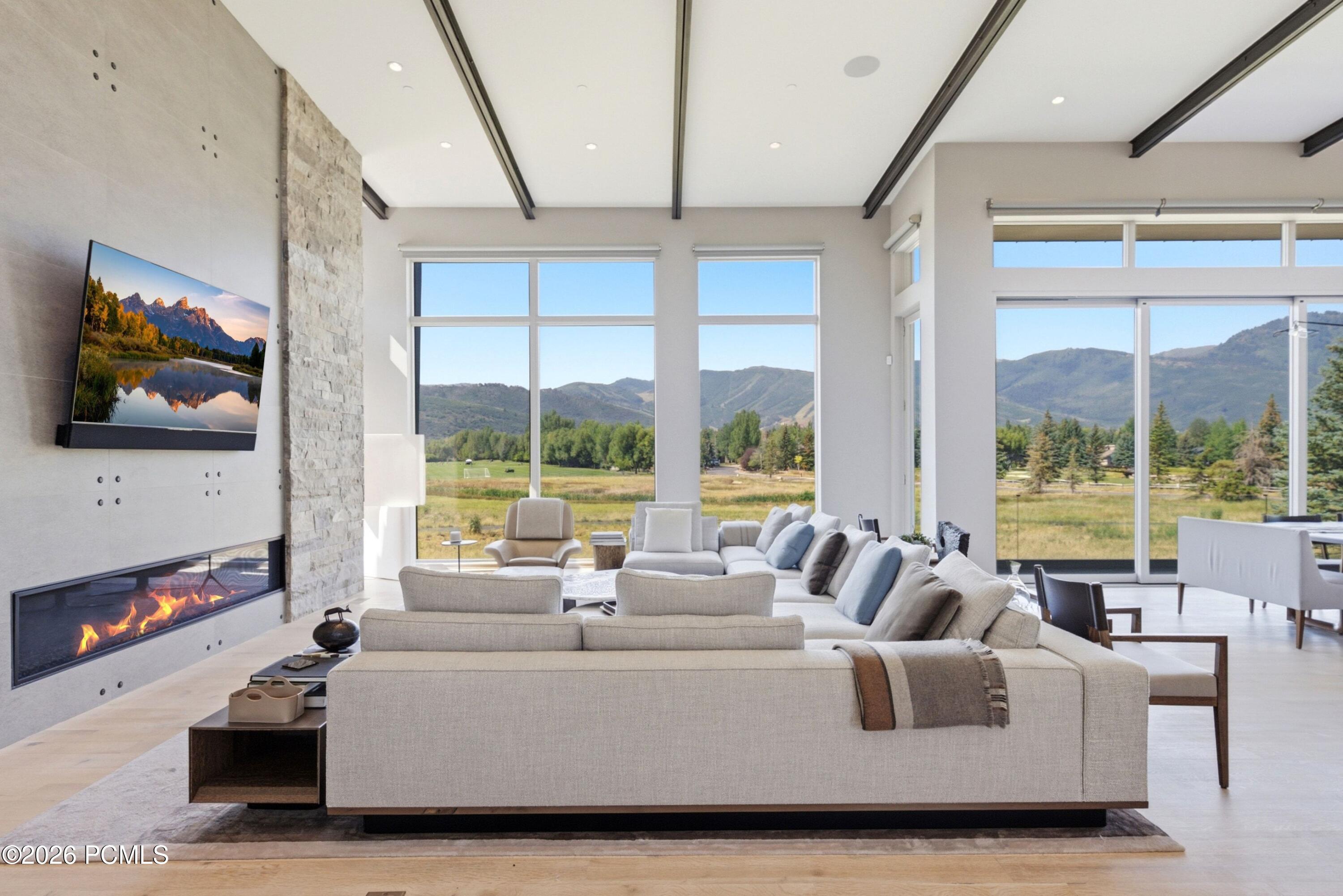 2383 Lake View Court
