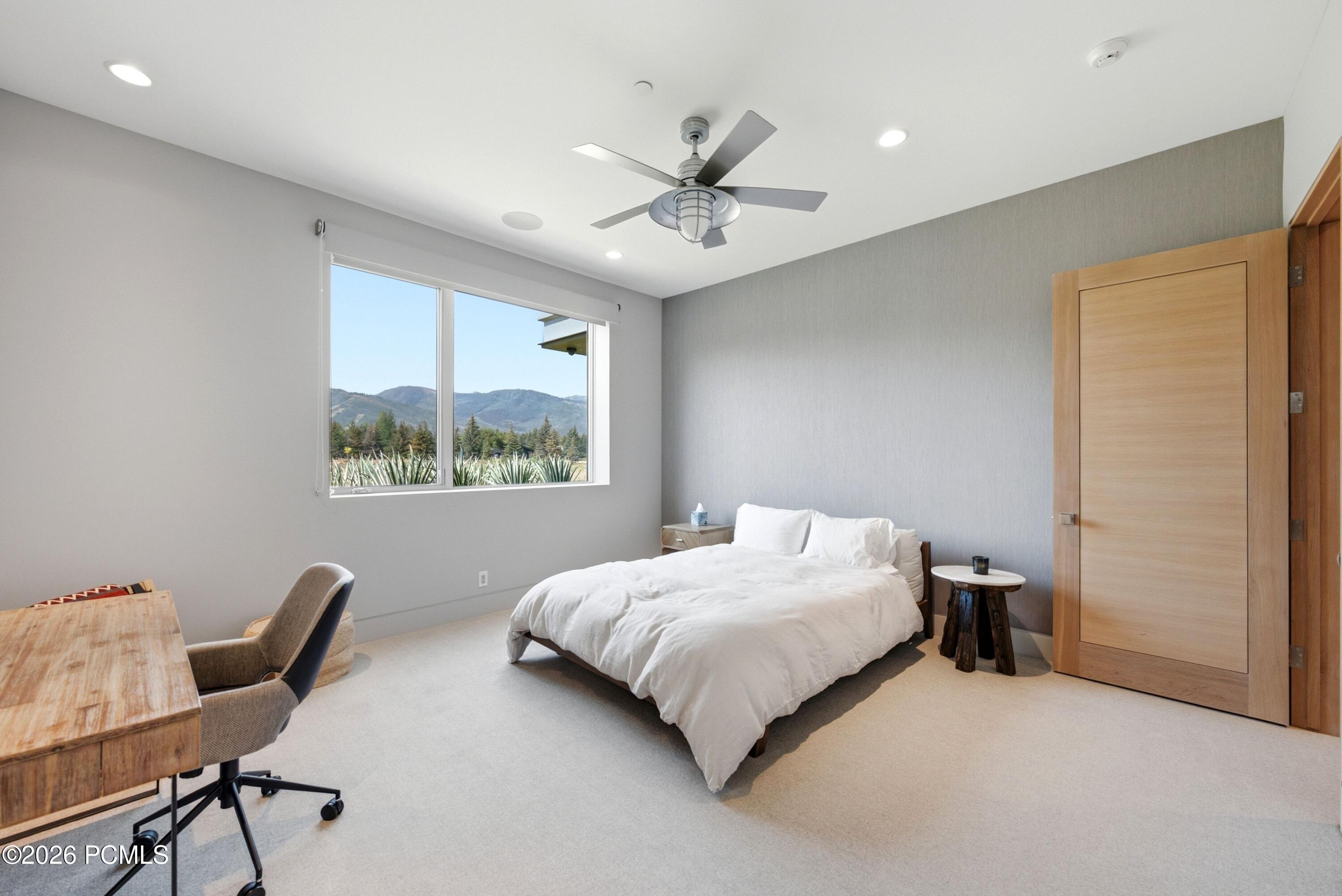 2383 Lake View Court