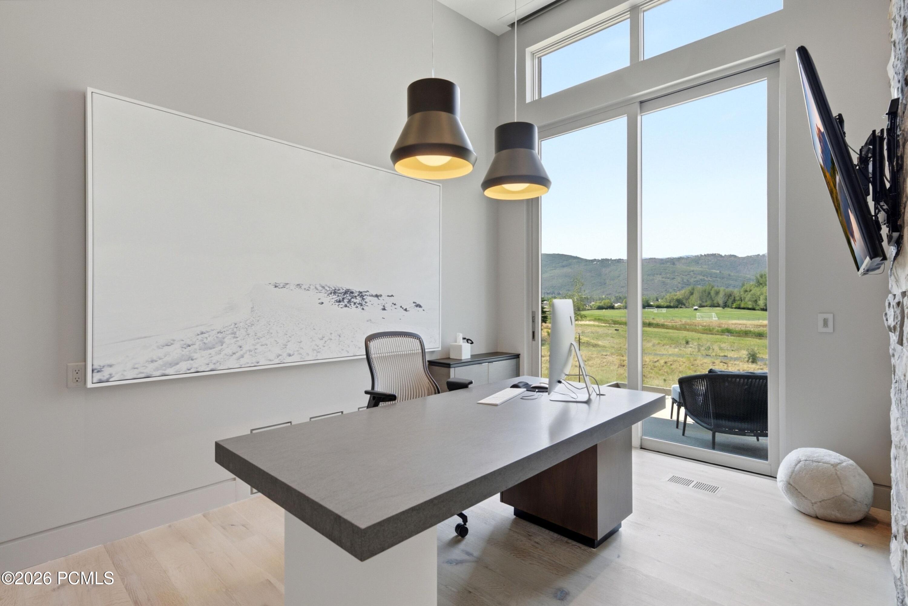 2383 Lake View Court