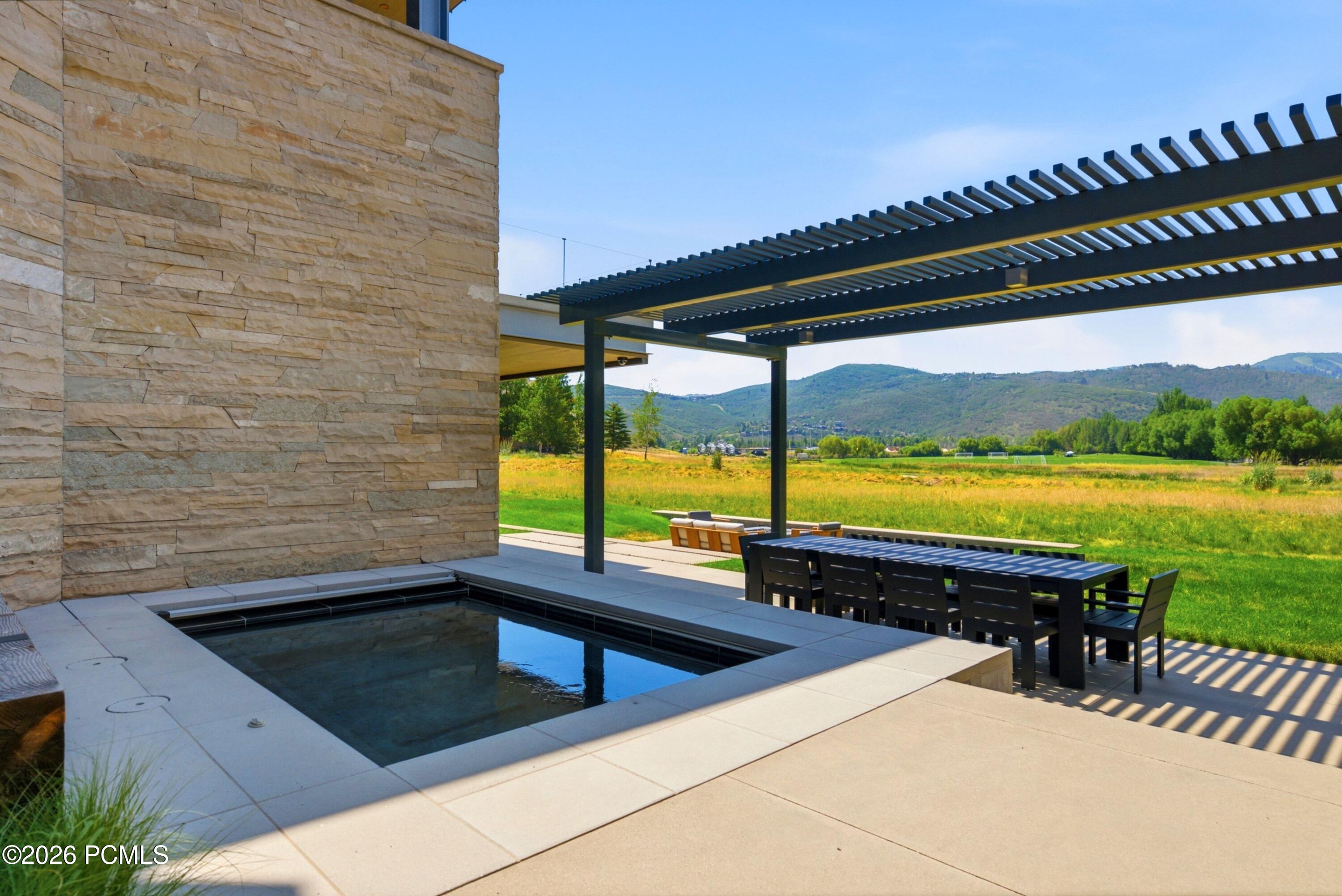 2383 Lake View Court